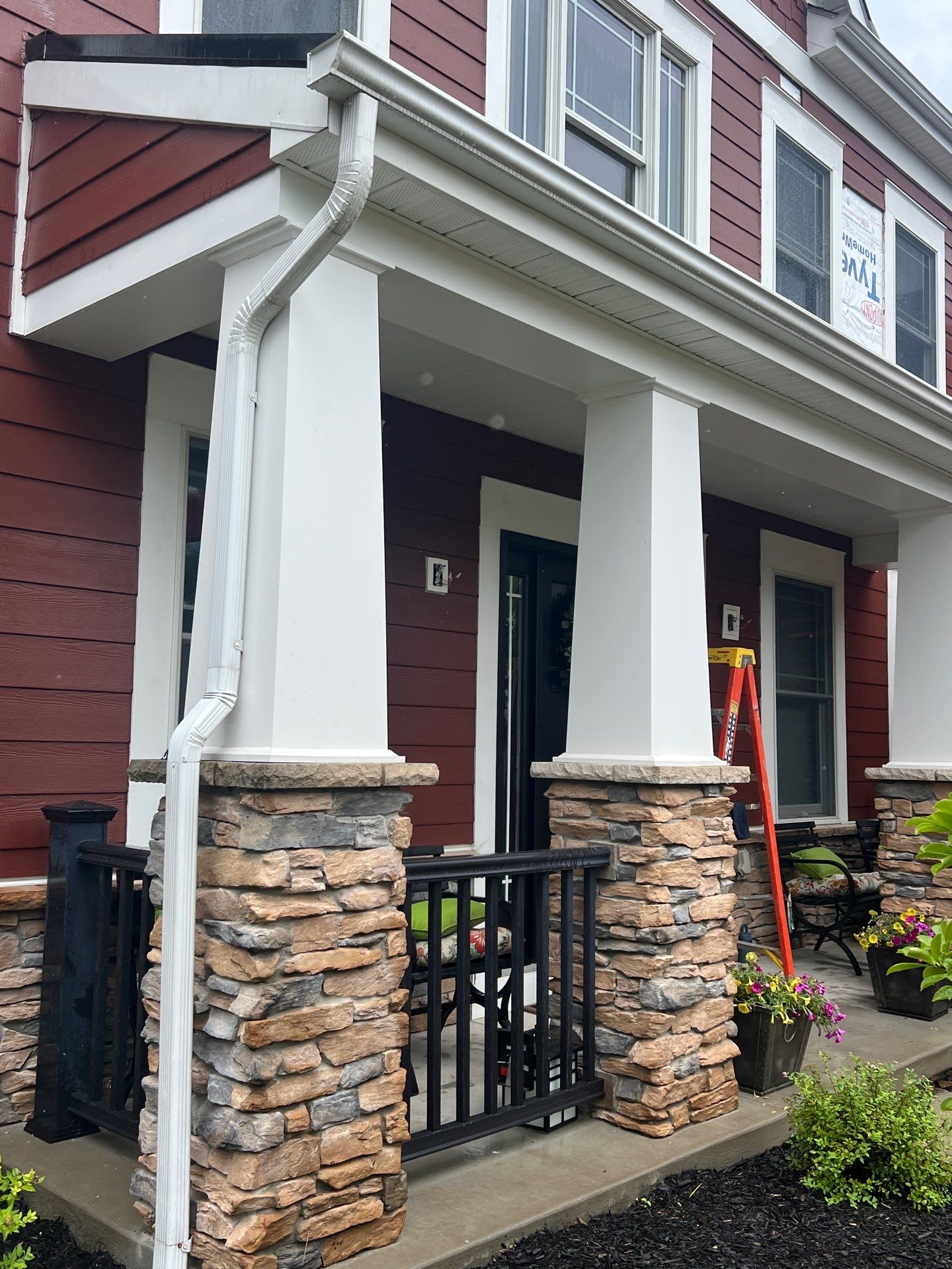 Countrylane Red James Hardie Siding Replacement in Franklin Park by Knockout Home Solutions