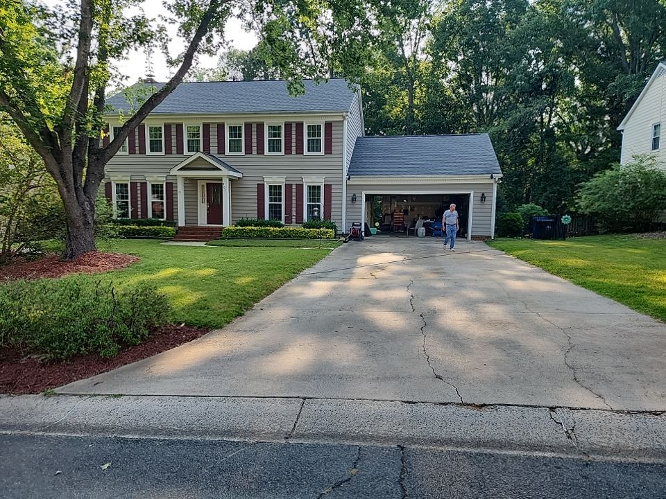 House Wash using cleaner by G&H Home Tech Pros LLC