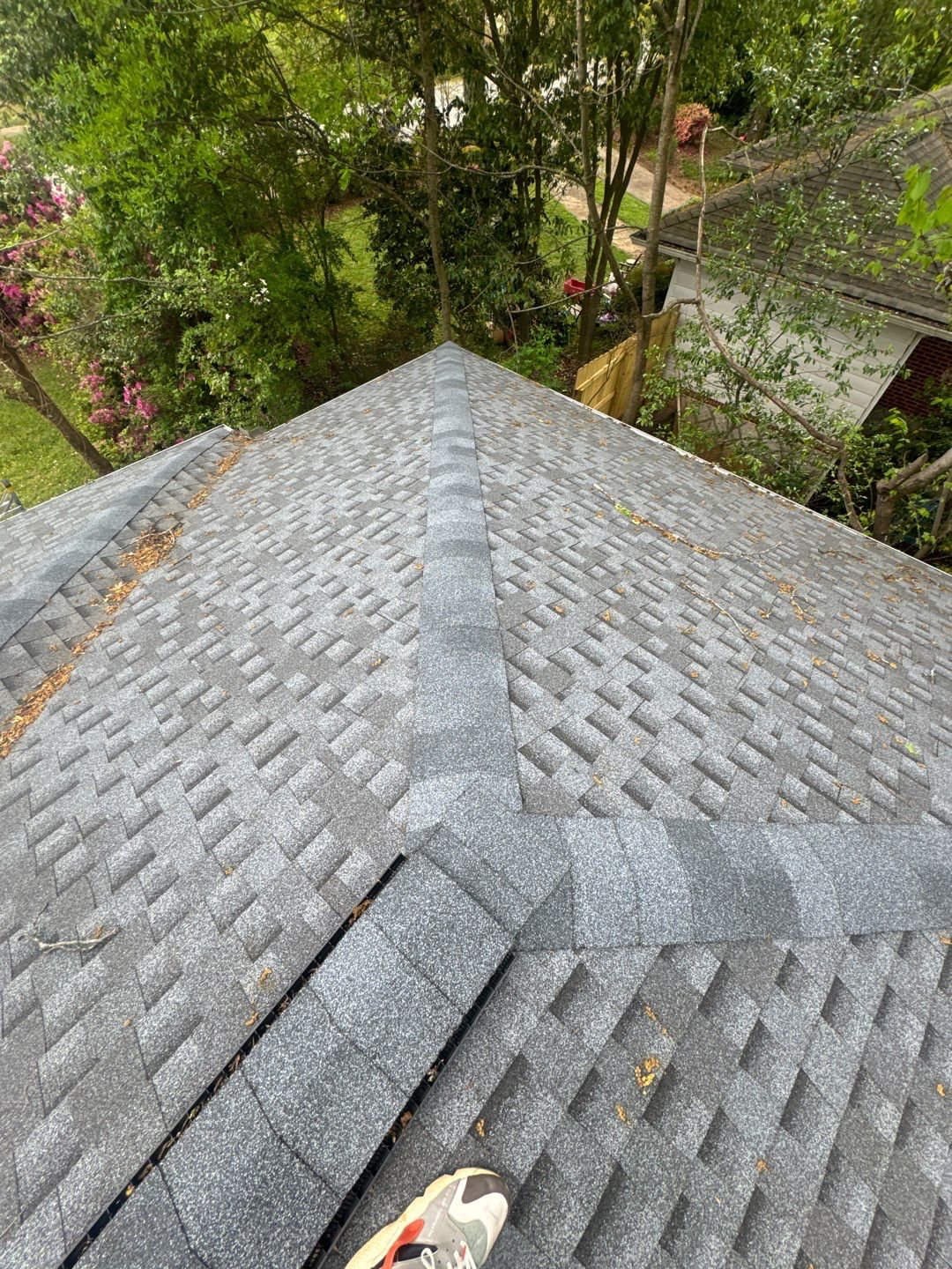 Emergency Roofing Services using GAF HDZ Architectural Asphalt Shingles by Mosaic Roofing Company