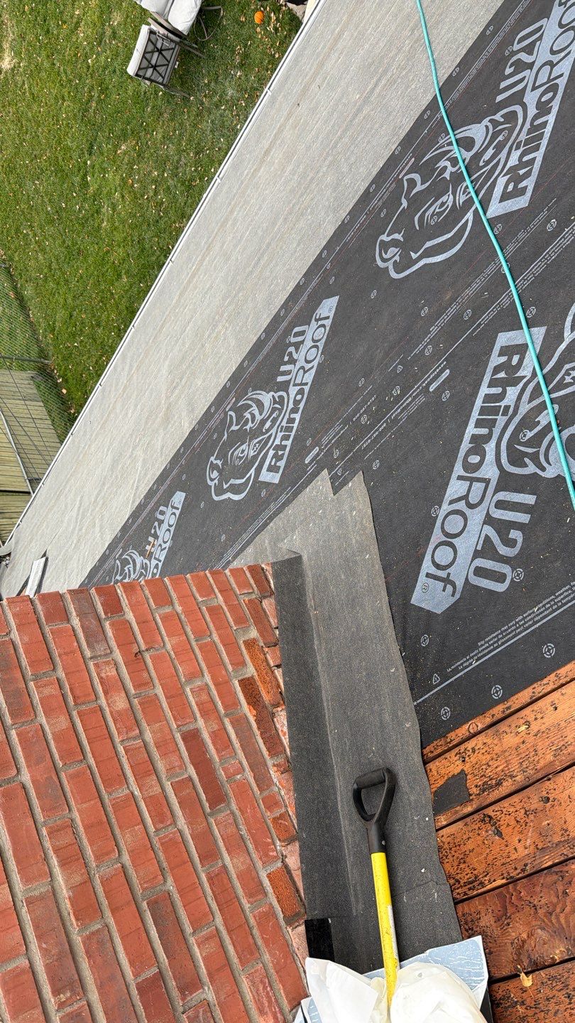 Roof Replacement using Owens Corning Onyx Black by 180 Contractors