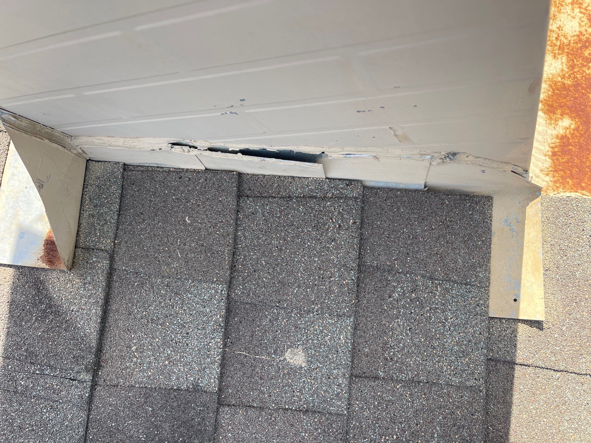 Hail Damage using Owen's Corning Duration (Lifetime) Shingles by Roof Repair Company