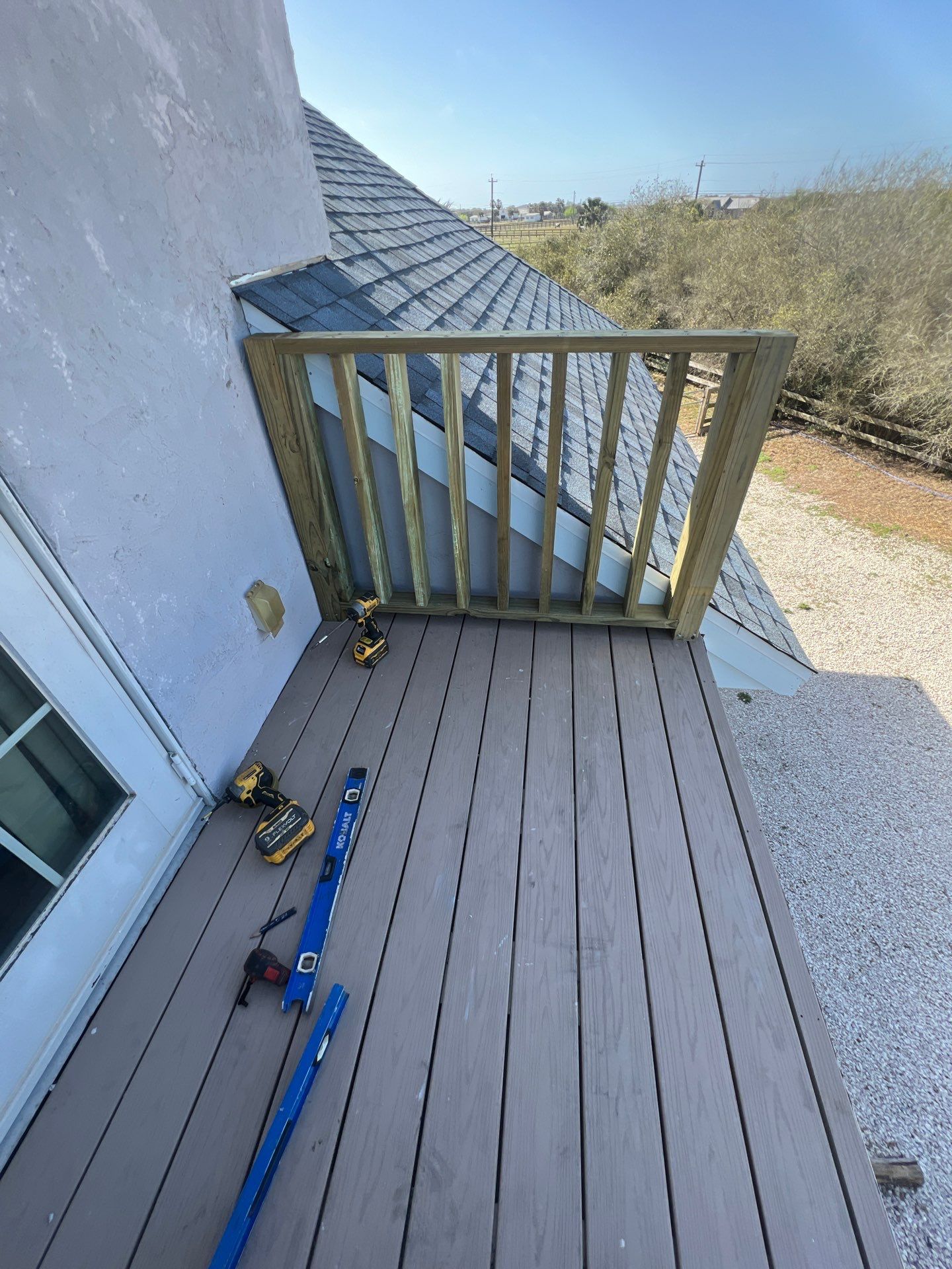 Long Horn Retreat by Bayfront Roofing and Construction