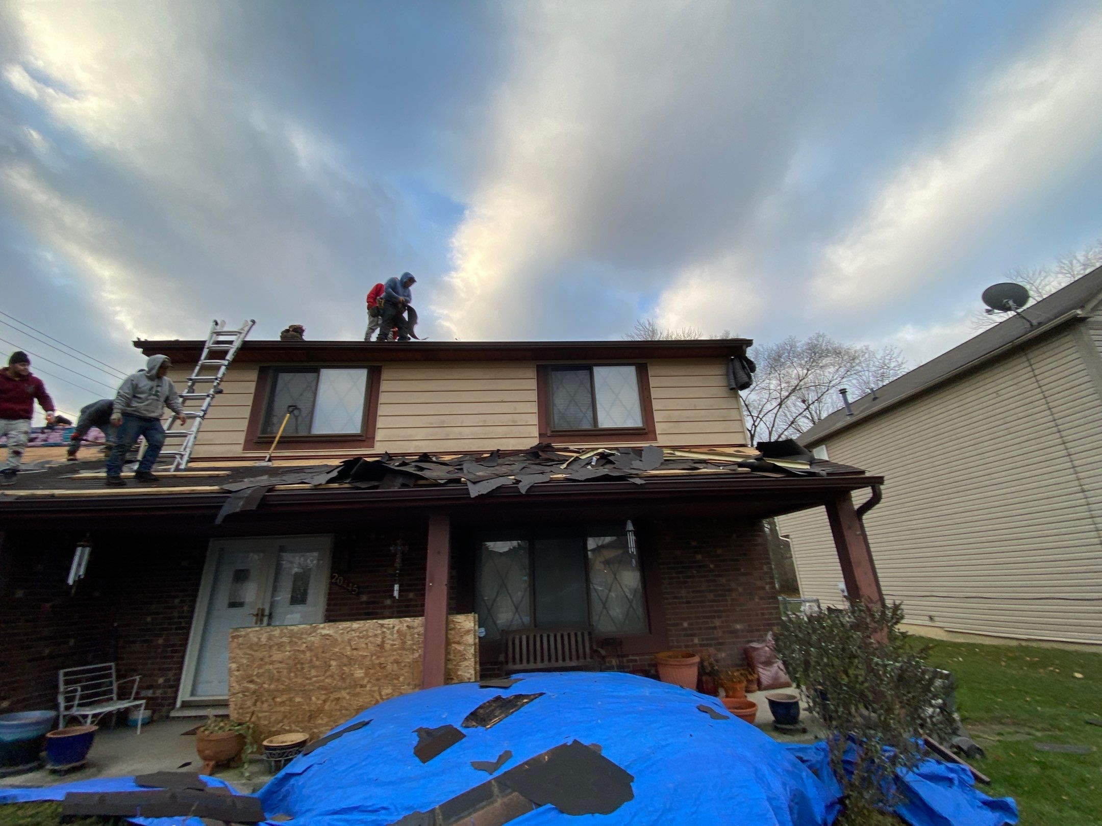 Roof Replacement using Owens Corning by 180 Contractors