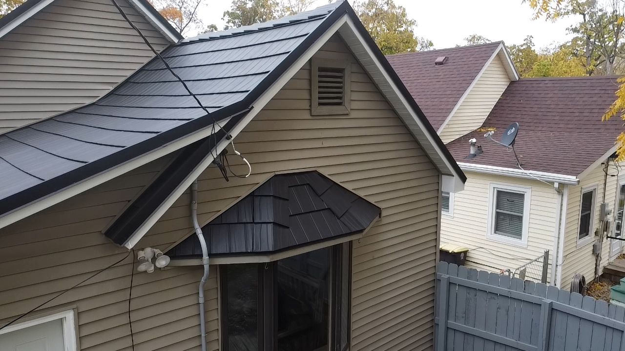 Full Tear-Off Metal Shake Roof Installation – Fort Wayne, IN by 4Ever Metal Roofing