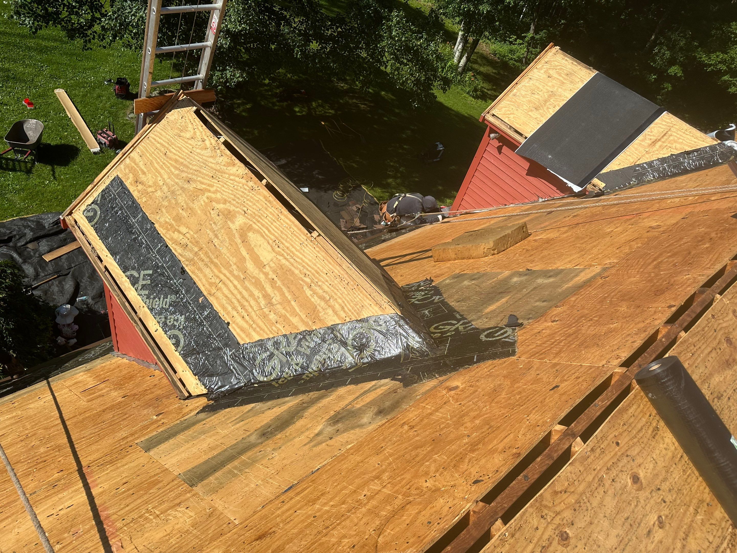 Deerfield, NH – Owens Corning Roof Replacement Showcase by Tall pine roofing