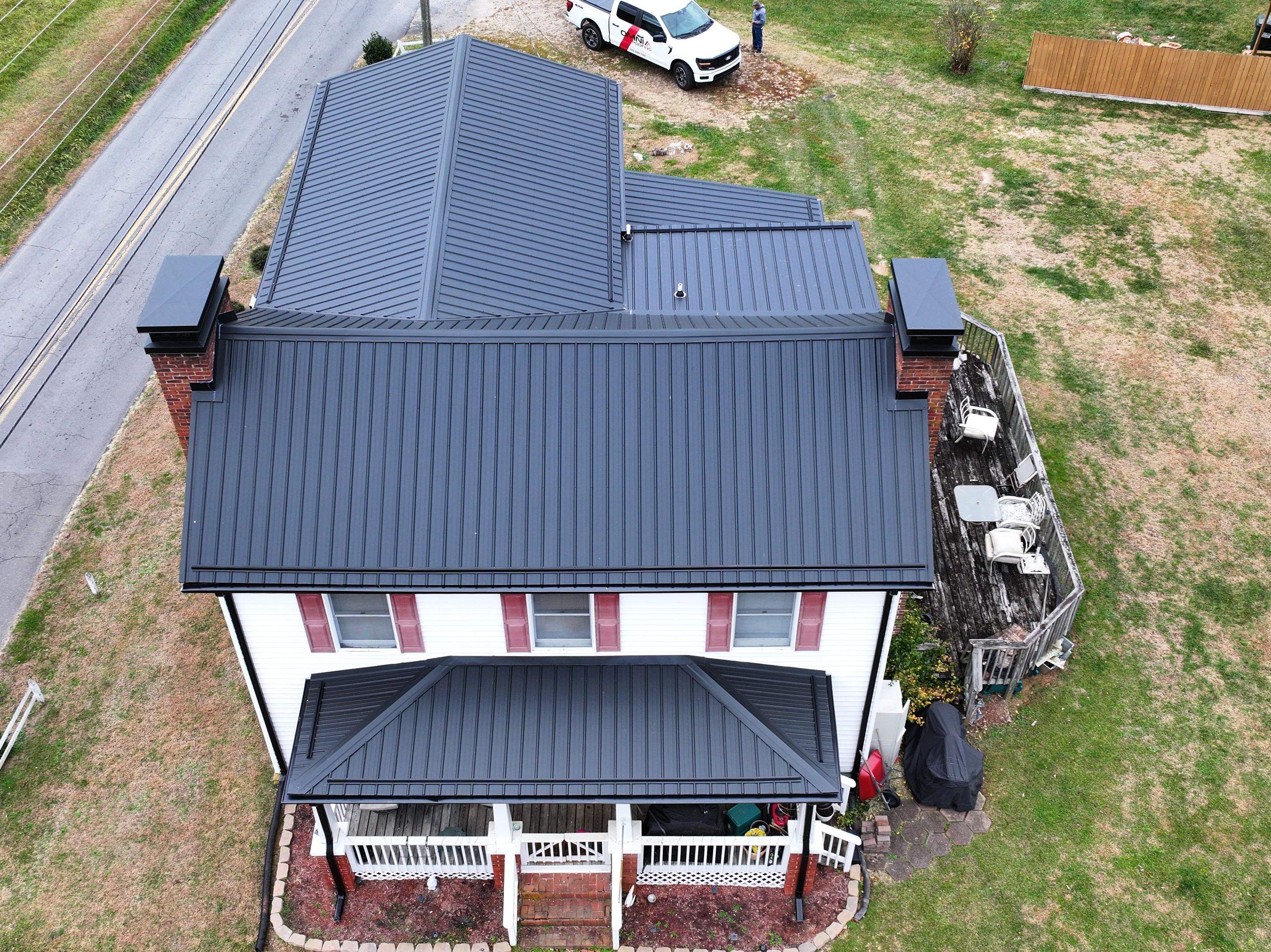 Phillips Residence by Omnia Roofing