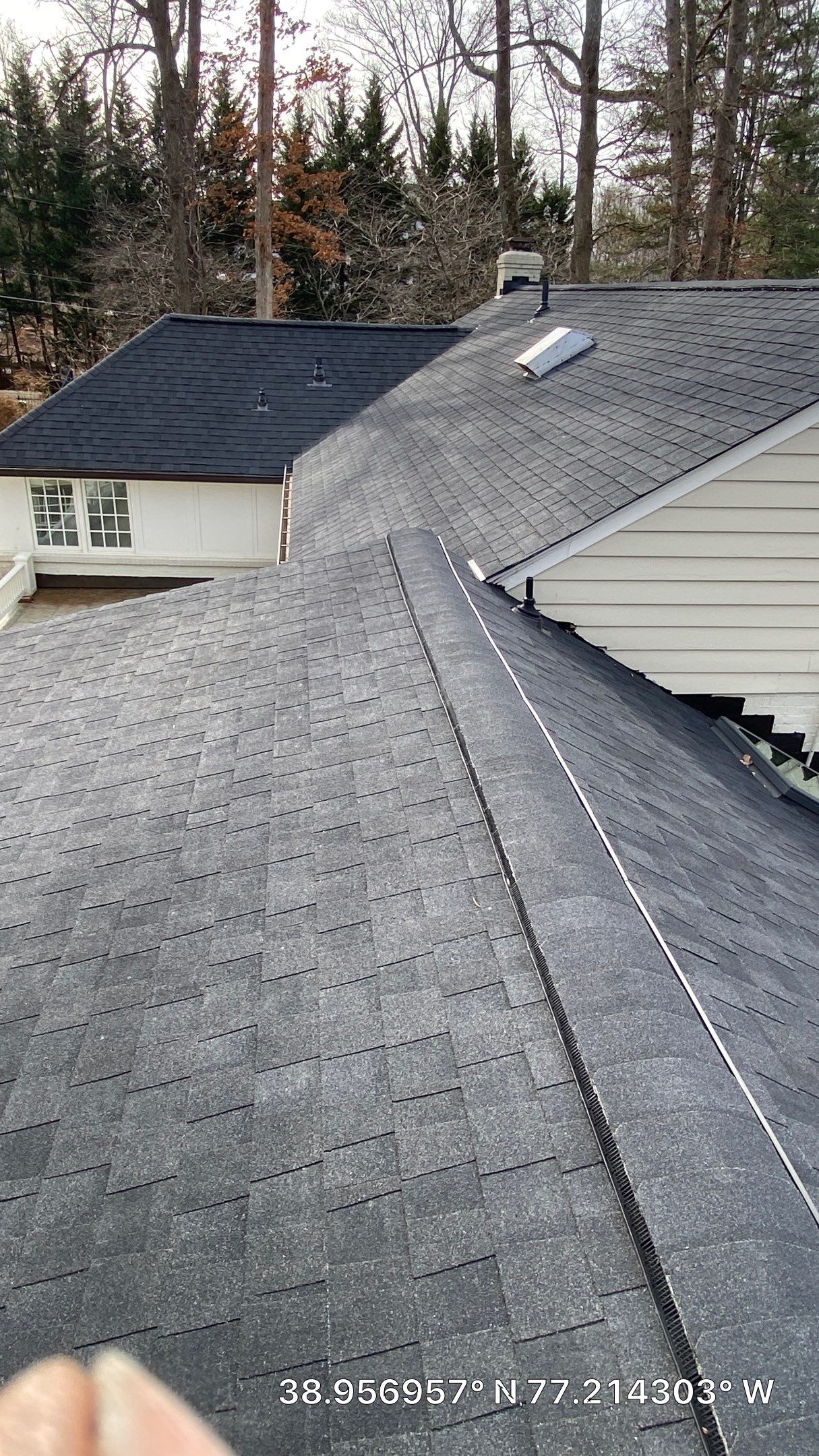 McLean: Certainteed Landmark Pro Designer Shingles in Max Def Charcoal Black by RM Banning, Inc.