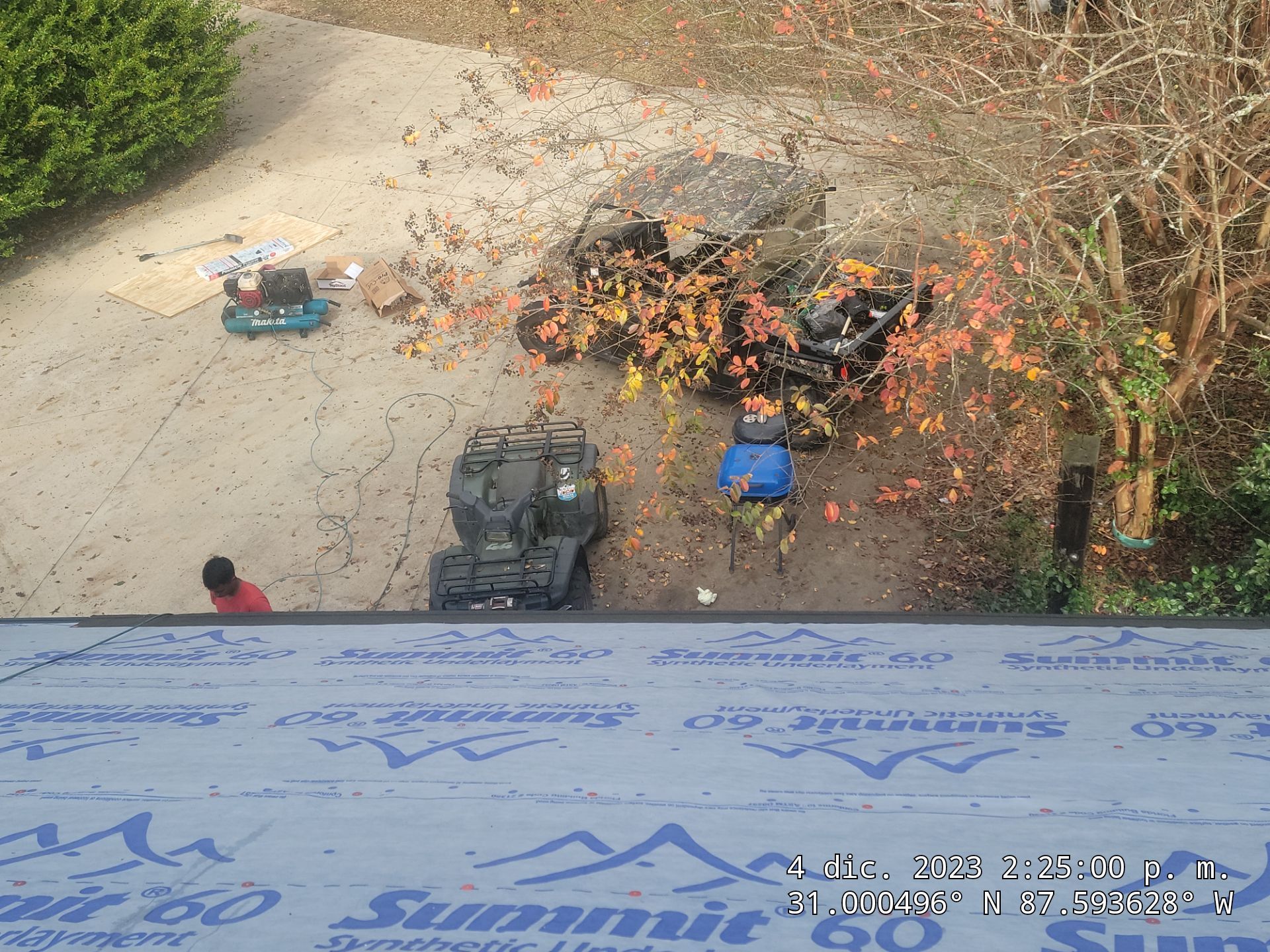 Jaye by IAM Roofing LLC