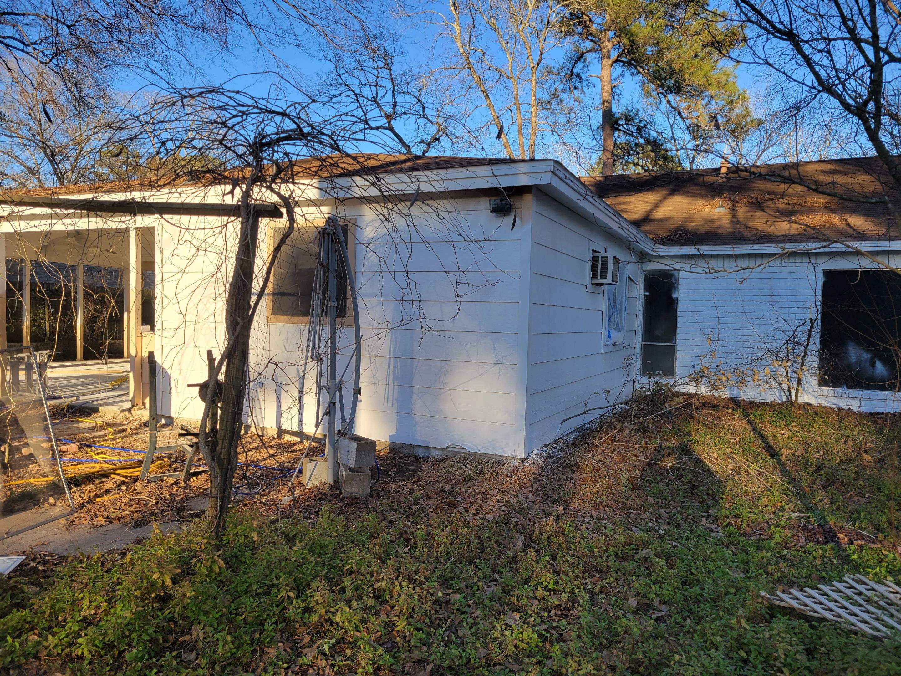 Exterior Painting using Sherwin Willaims by Roof Concepts Construction