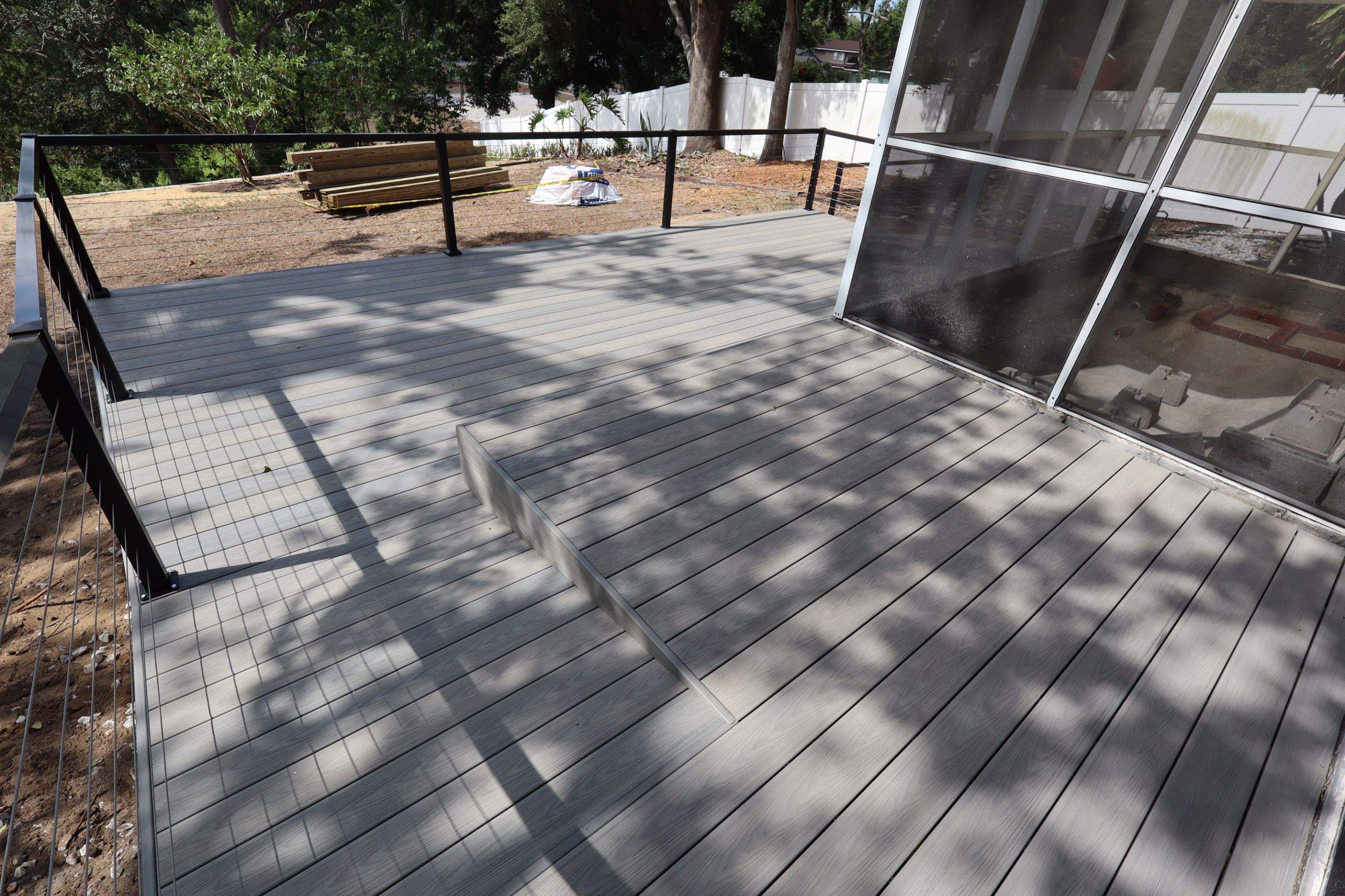 Composite deck and aluminum railings by Orlando pergolas