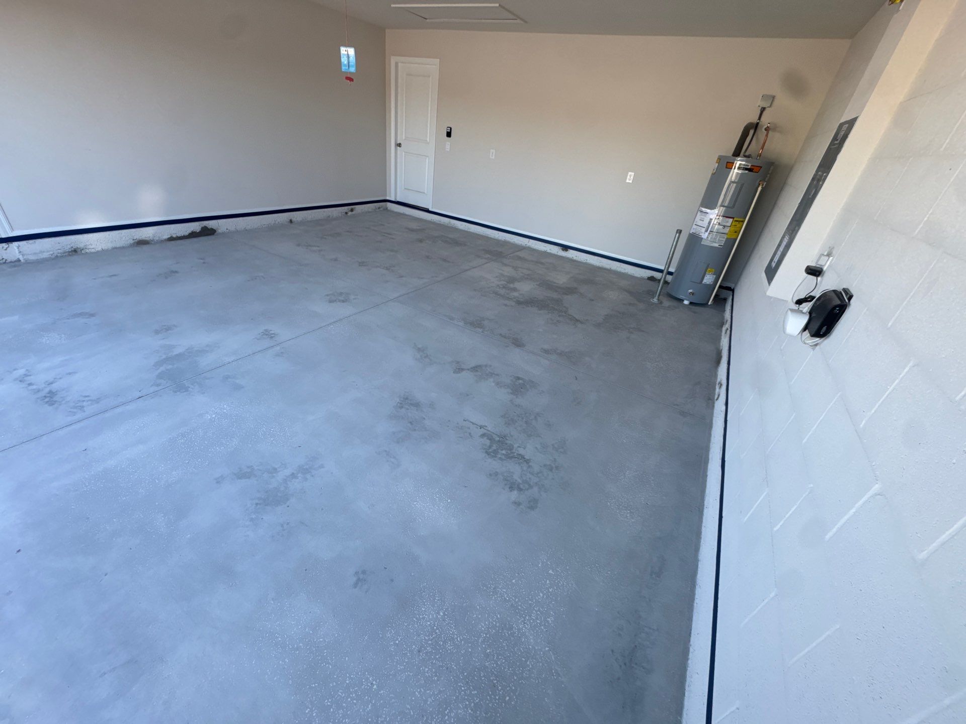 Shoreline Garage Floor Transformation by Performance Floors & Coating