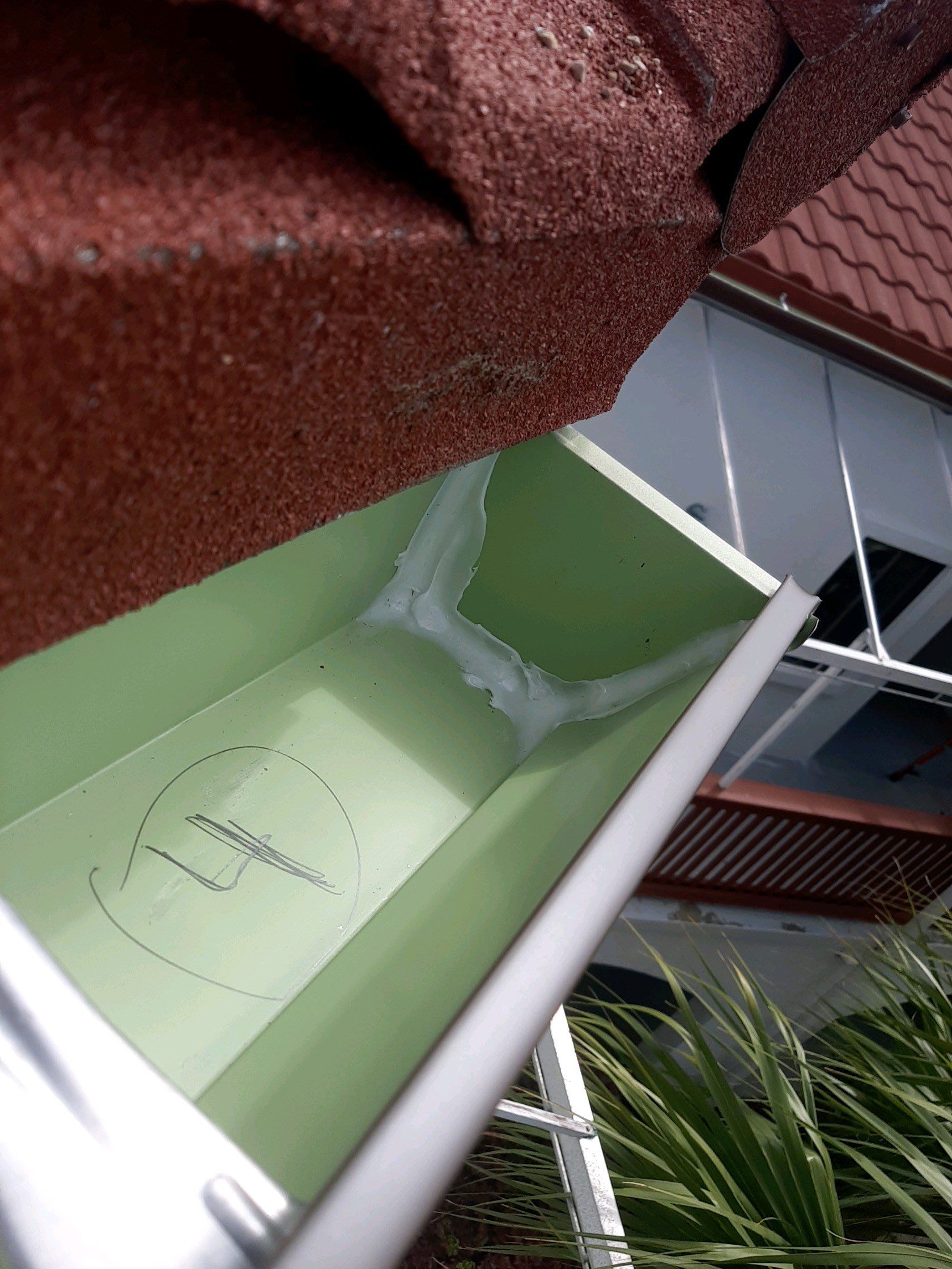 Gutter Installation using 6 Inch Seamless Gutters in Musket Brown by Gutter Professors