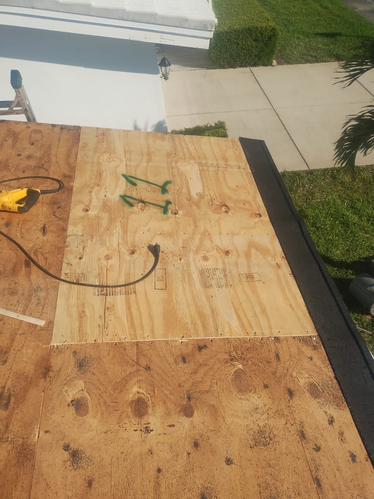 Project in Pinellas Park 33782 by Mitchell Roofing Company LLC 