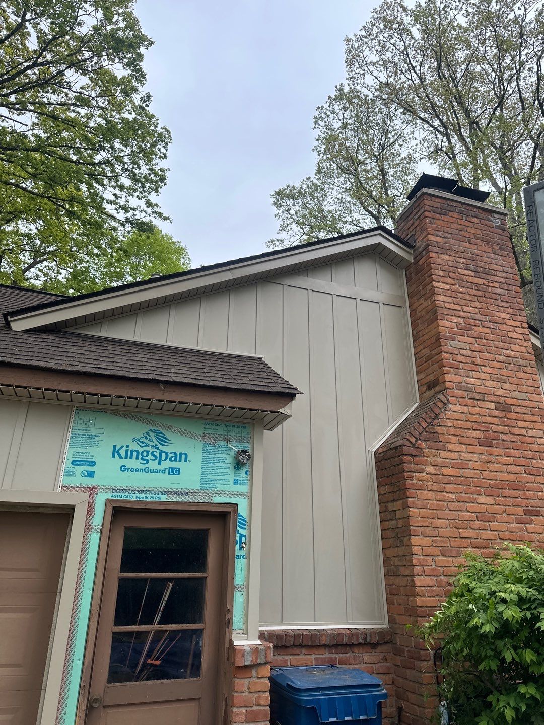 Siding Installation using Alside Monterey Sand by 180 Contractors