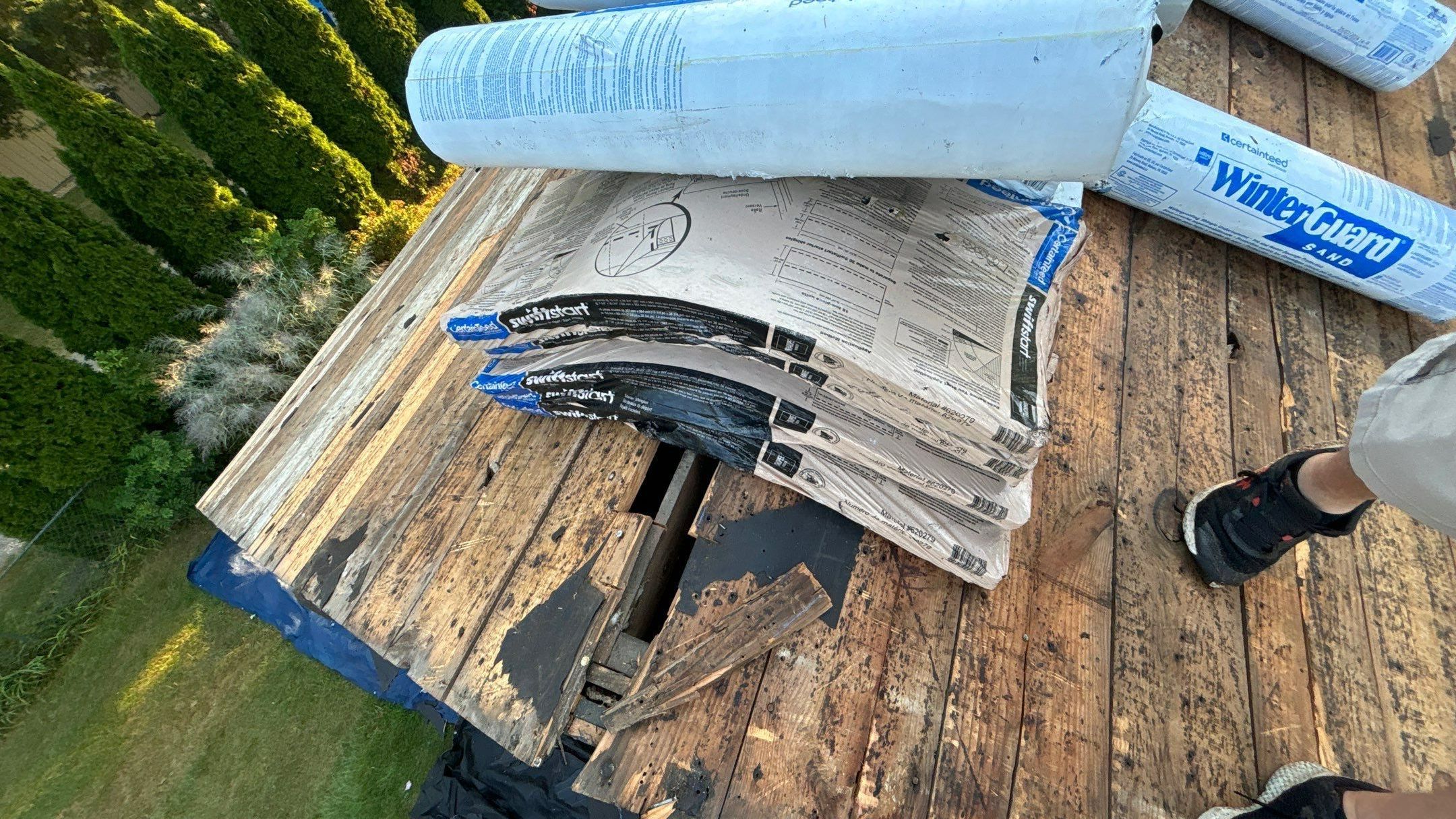 Roof Replacement using CertainTeed Northgate by 180 Contractors