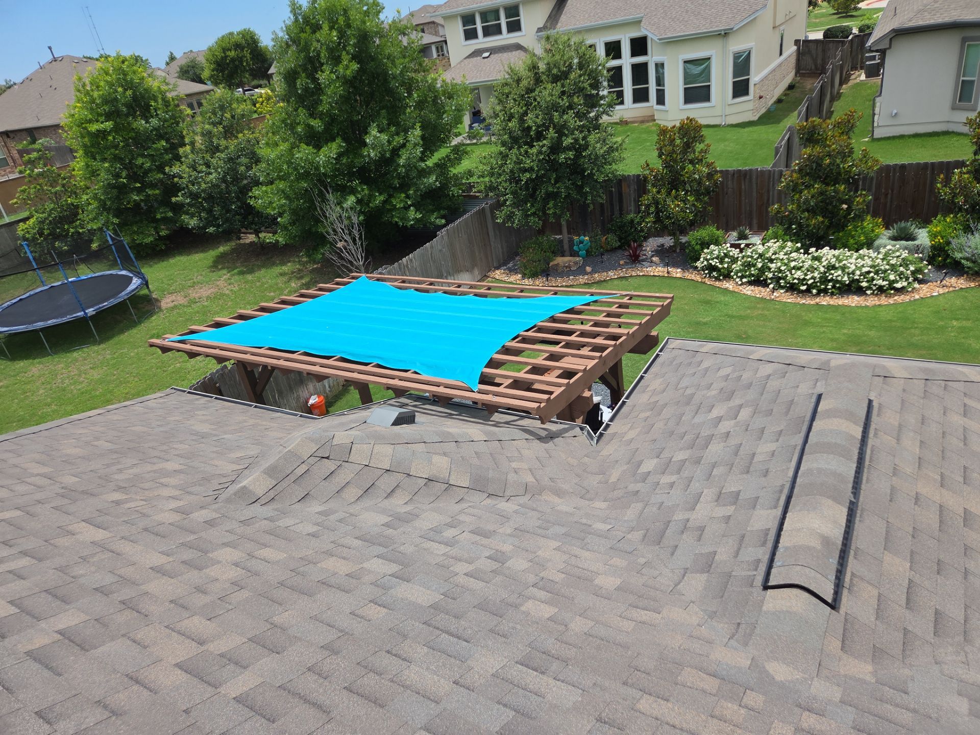 Weathered Wood - Malarkey Vista by RoofsOnly.com