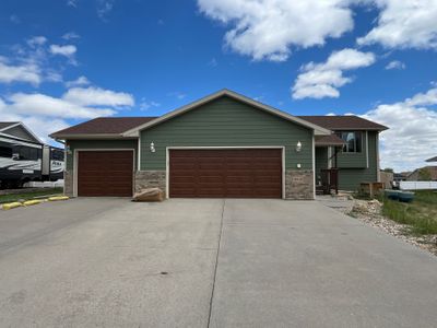 Malarkey Vista Roof and LP SmartSide Siding Install in Summerset, SD