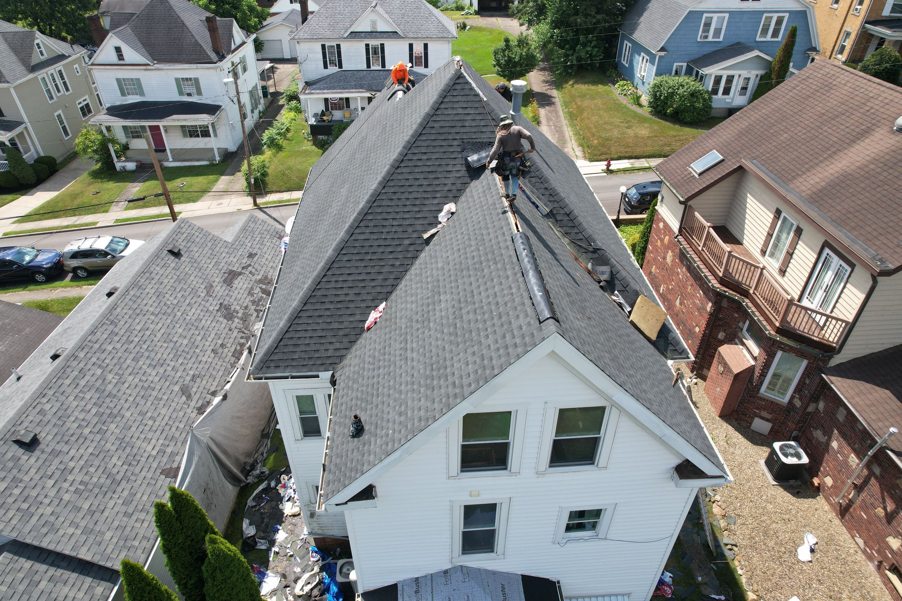 Residential Roofing Installation using GAF Timberline HDZ Charcoal by Rainstoppers Roofing