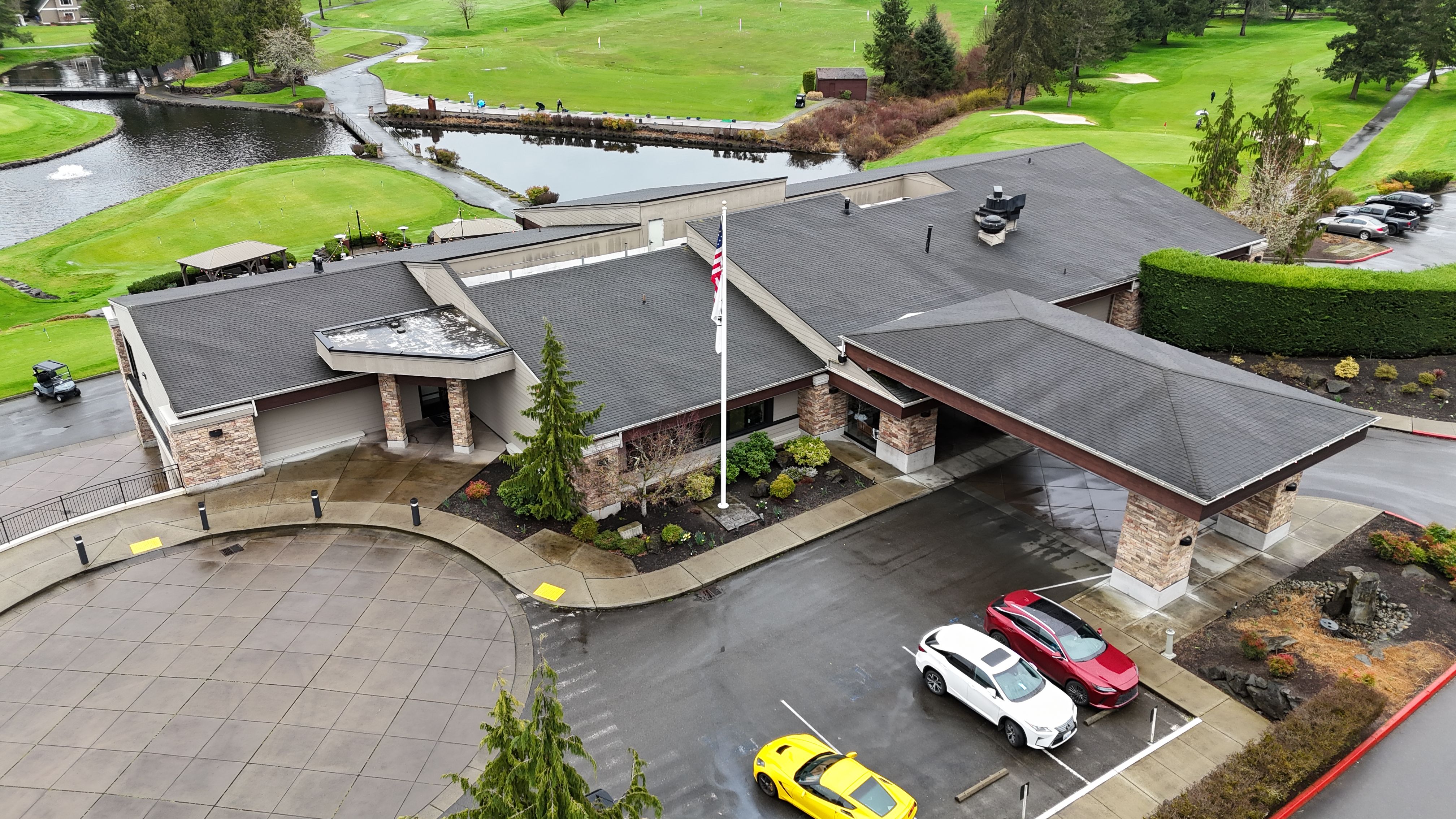 Country Club - Asphalt to Standing Seam - Kent by RoofSmart