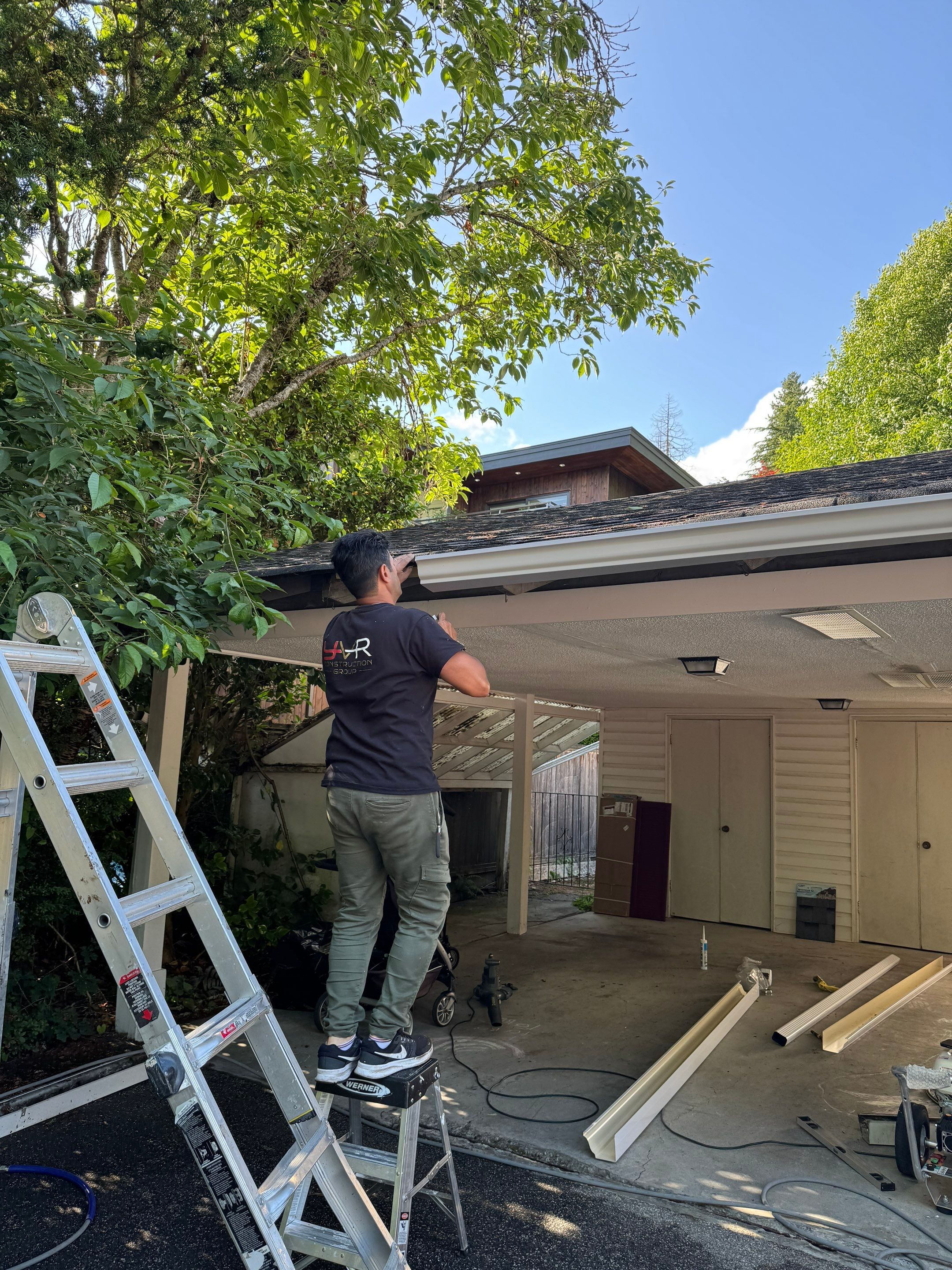 New Gutter by YVR Construction Group