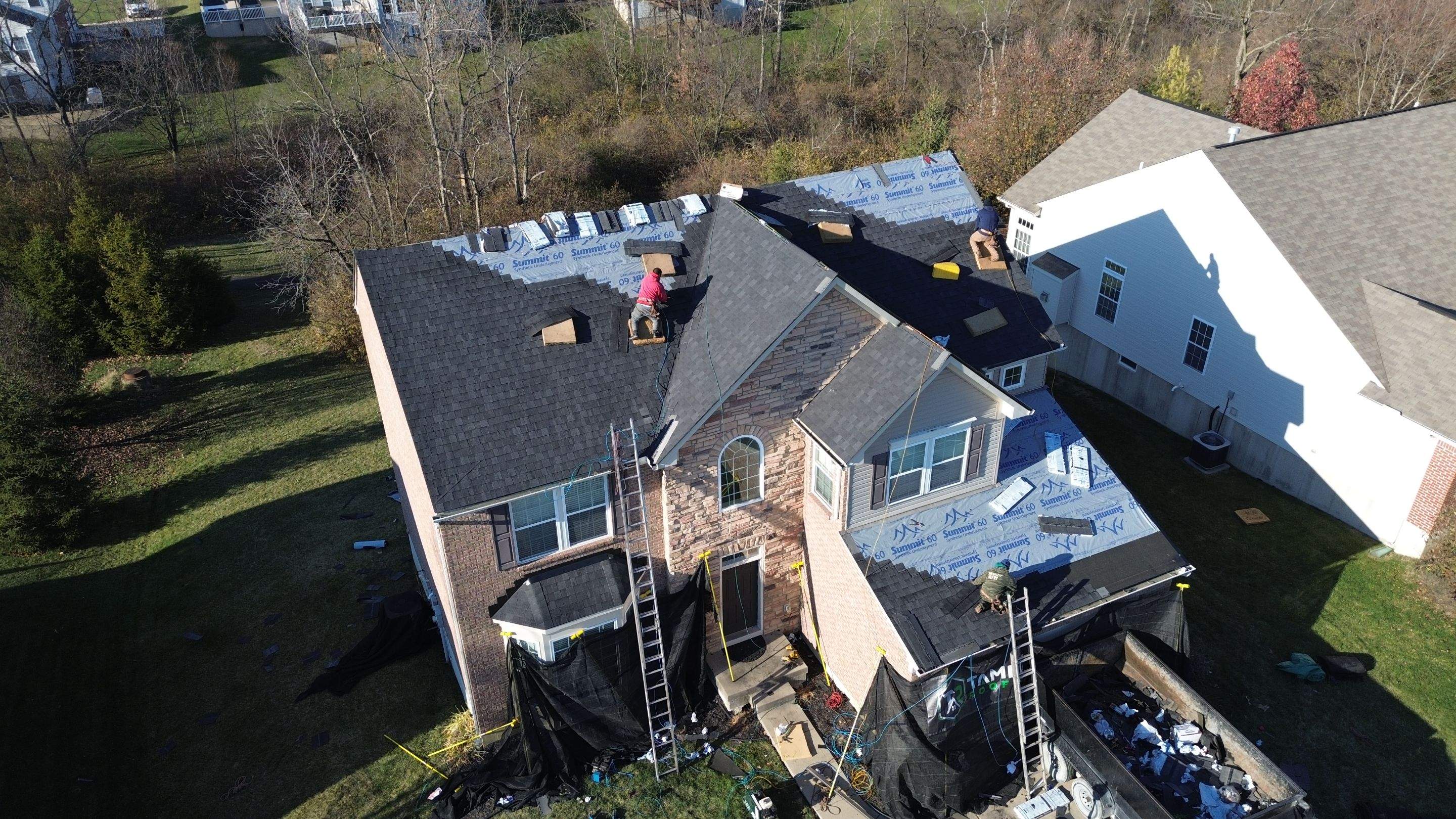 Liberty Township - Pristine Black by Tamlin Roofing
