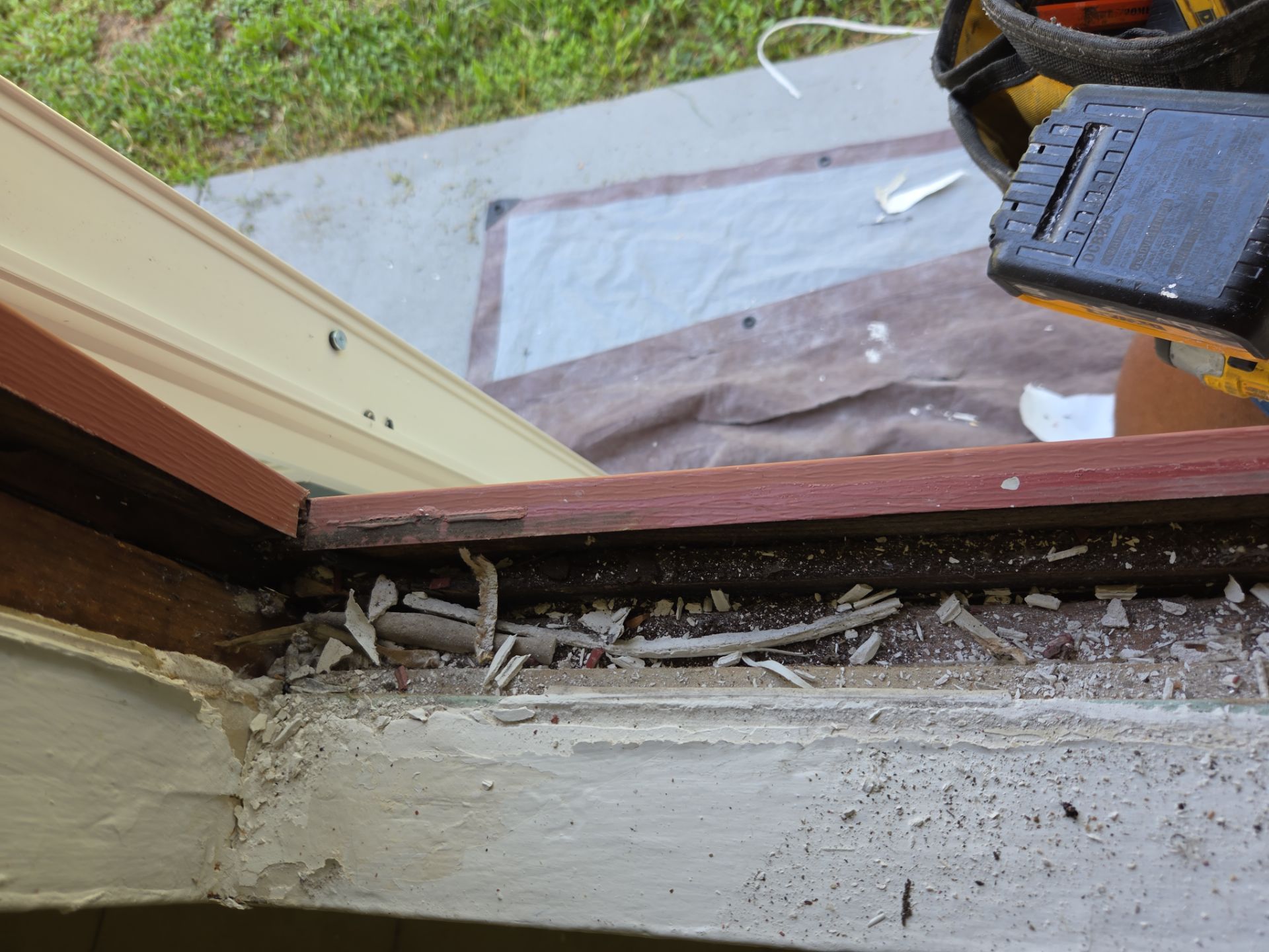 Energy-Efficient White Vinyl Window Replacement Throughout Ocala Residence by Windows & Doors Store