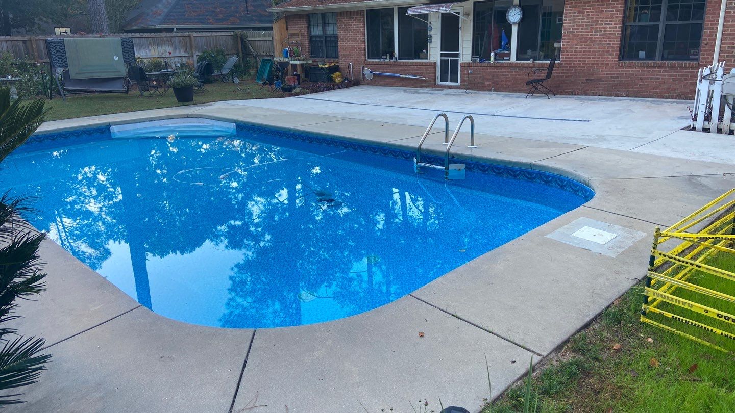 Bob's Beautiful Pool by Deese Elite Concrete Coatings