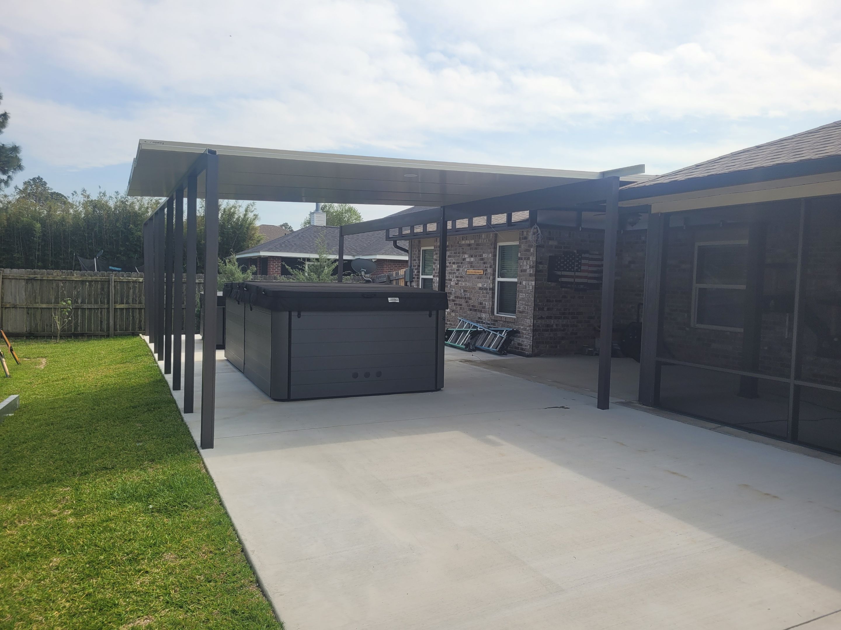 Large Screen Room & Patio Cover in Navarre by Titan Sunrooms