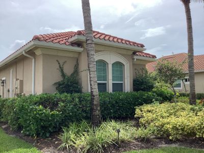 Seamless Gutter in Naples FL
