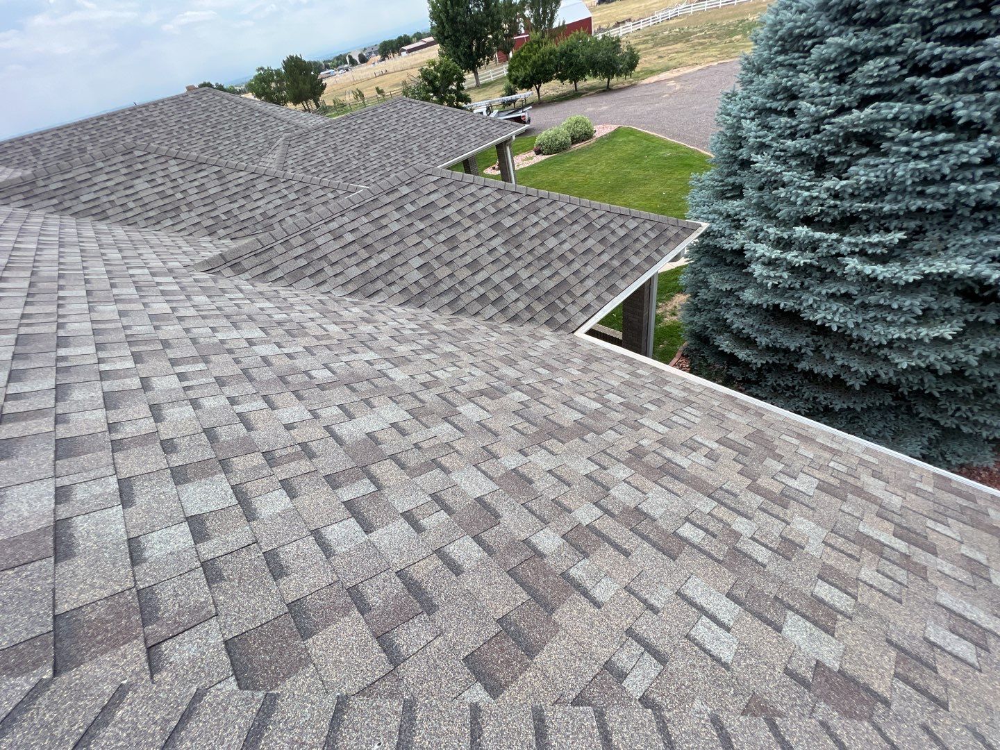 Residential Roofing Installation using Owens Corning TruDefinition - Driftwood  by A to Z Roofing