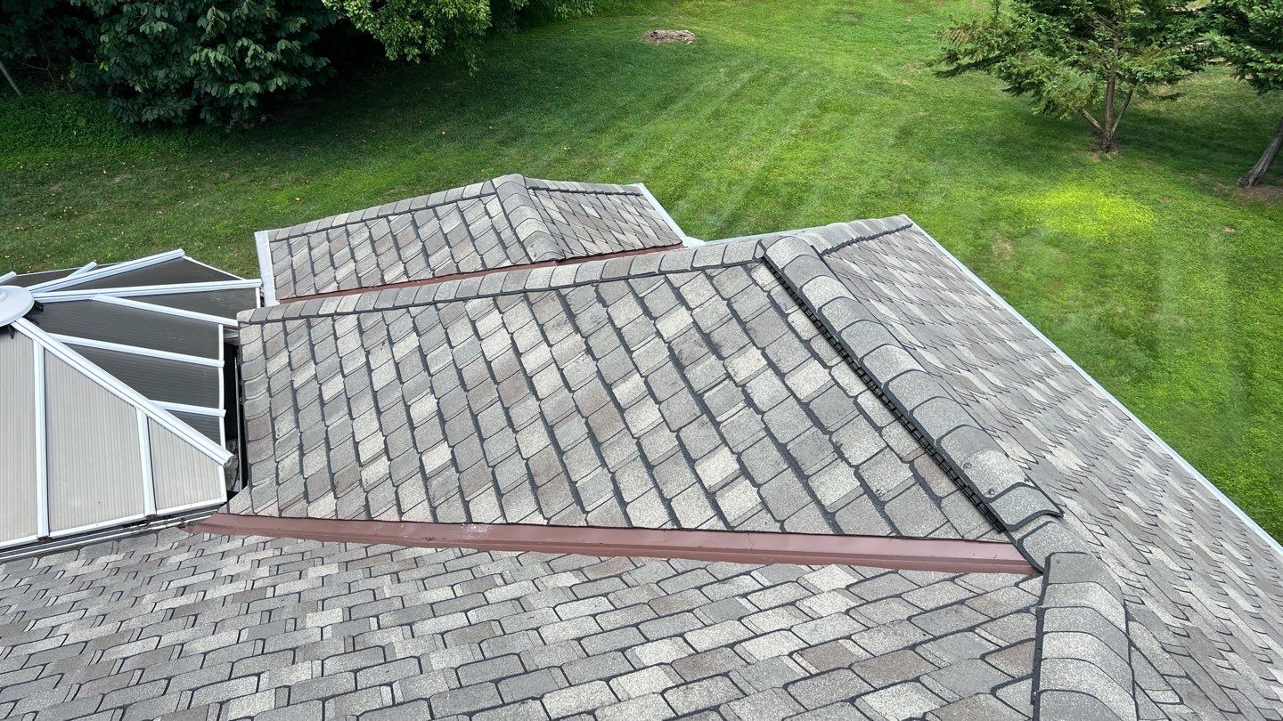 Roof Replacement using Certainteed Grand Manor Shingles by American Home Contractors