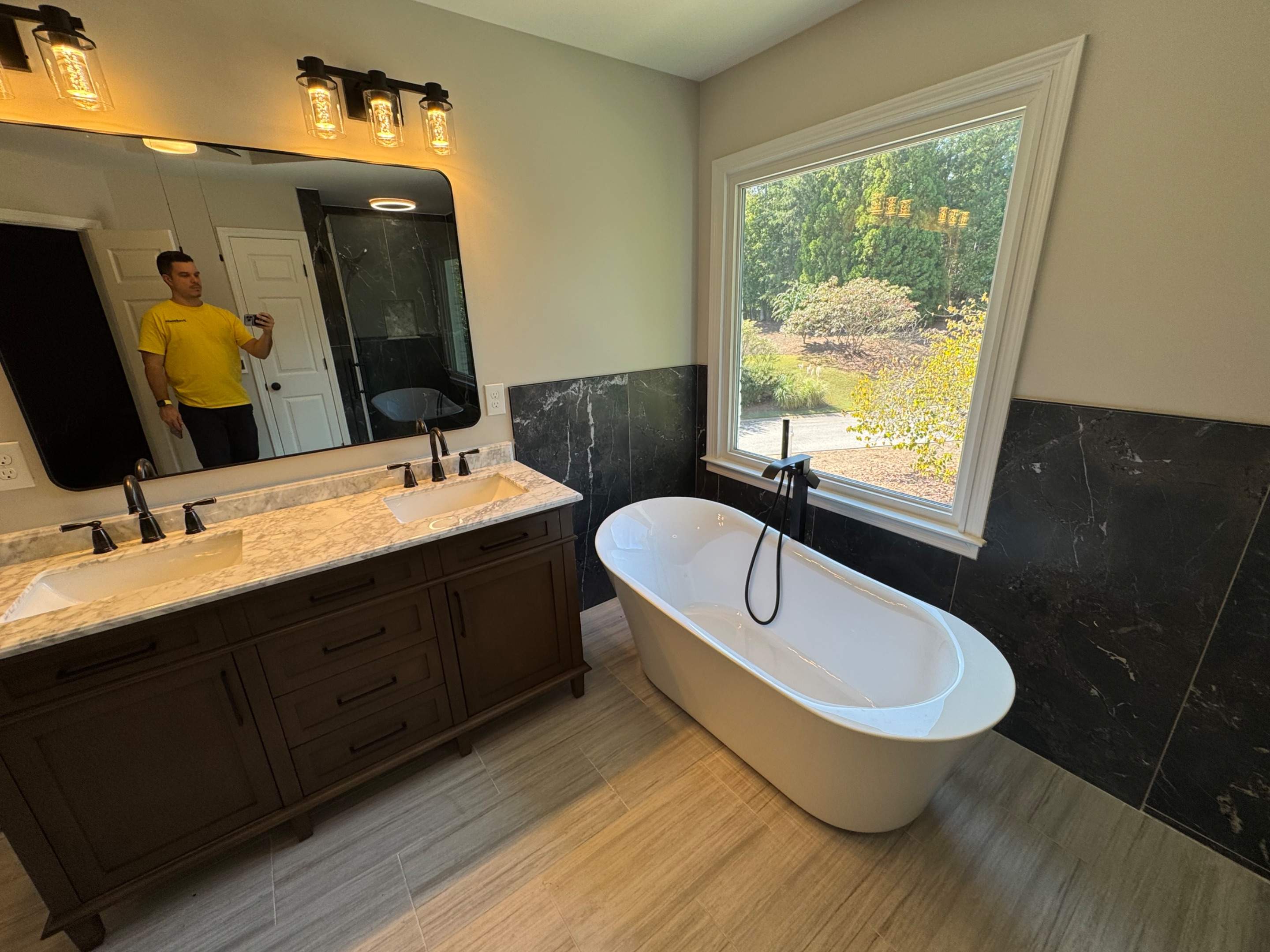 Master bathroom renovation by Prudencio