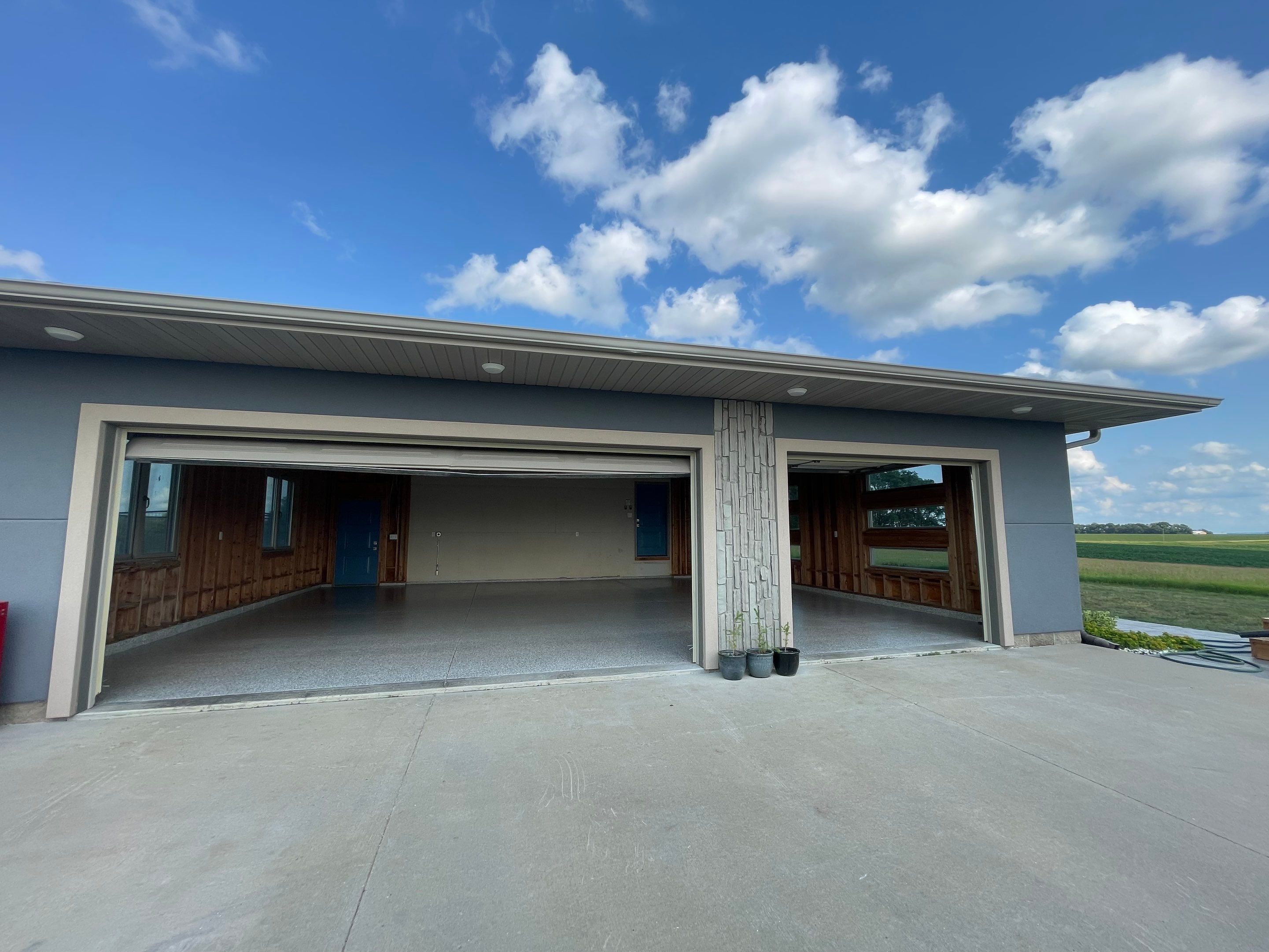 Cabin Fever Coating for Detached Garage in Dell Rapids by Select Painting, Coatings & Garage Cabinets