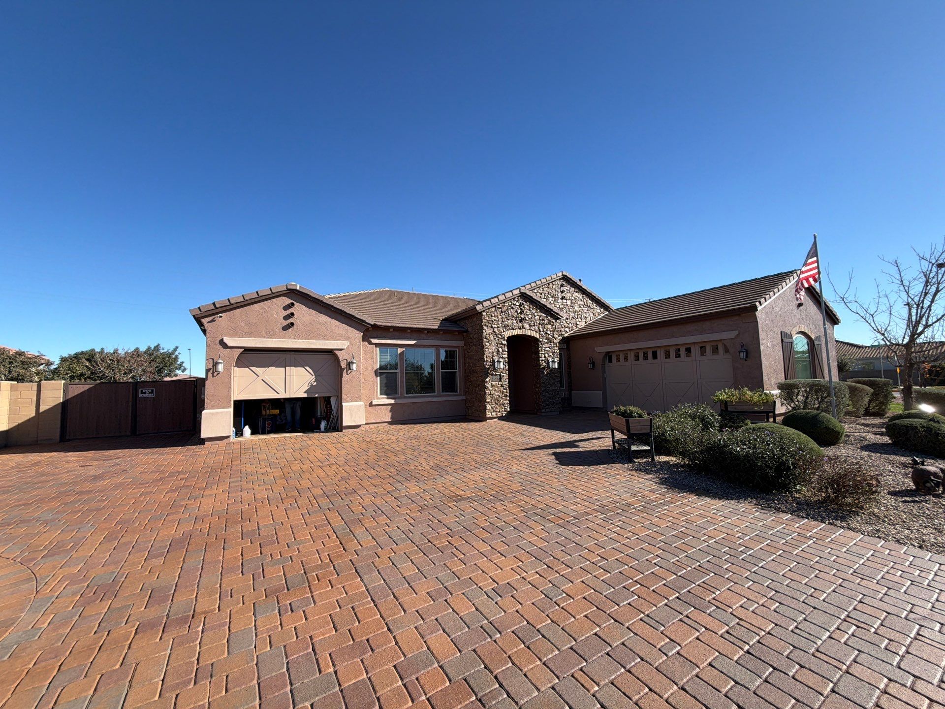 Desert Moose Coatings & Handyman Services LLC featured photo.