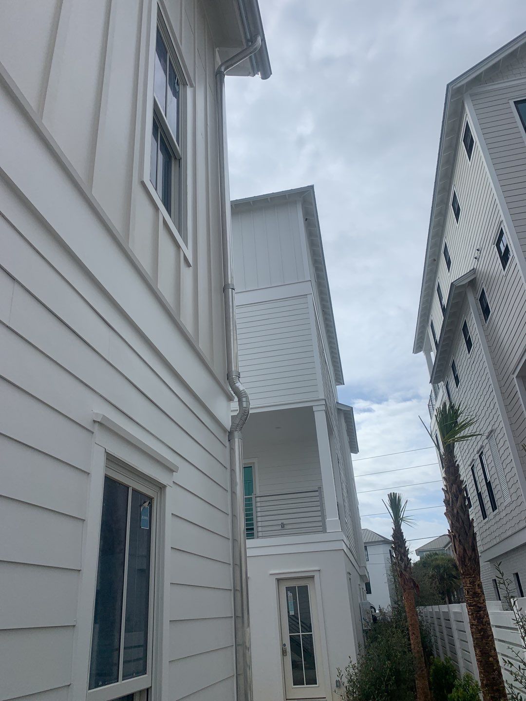 Half-Round Gutters for Santa Rosa Beach Homes by Gutter Professors