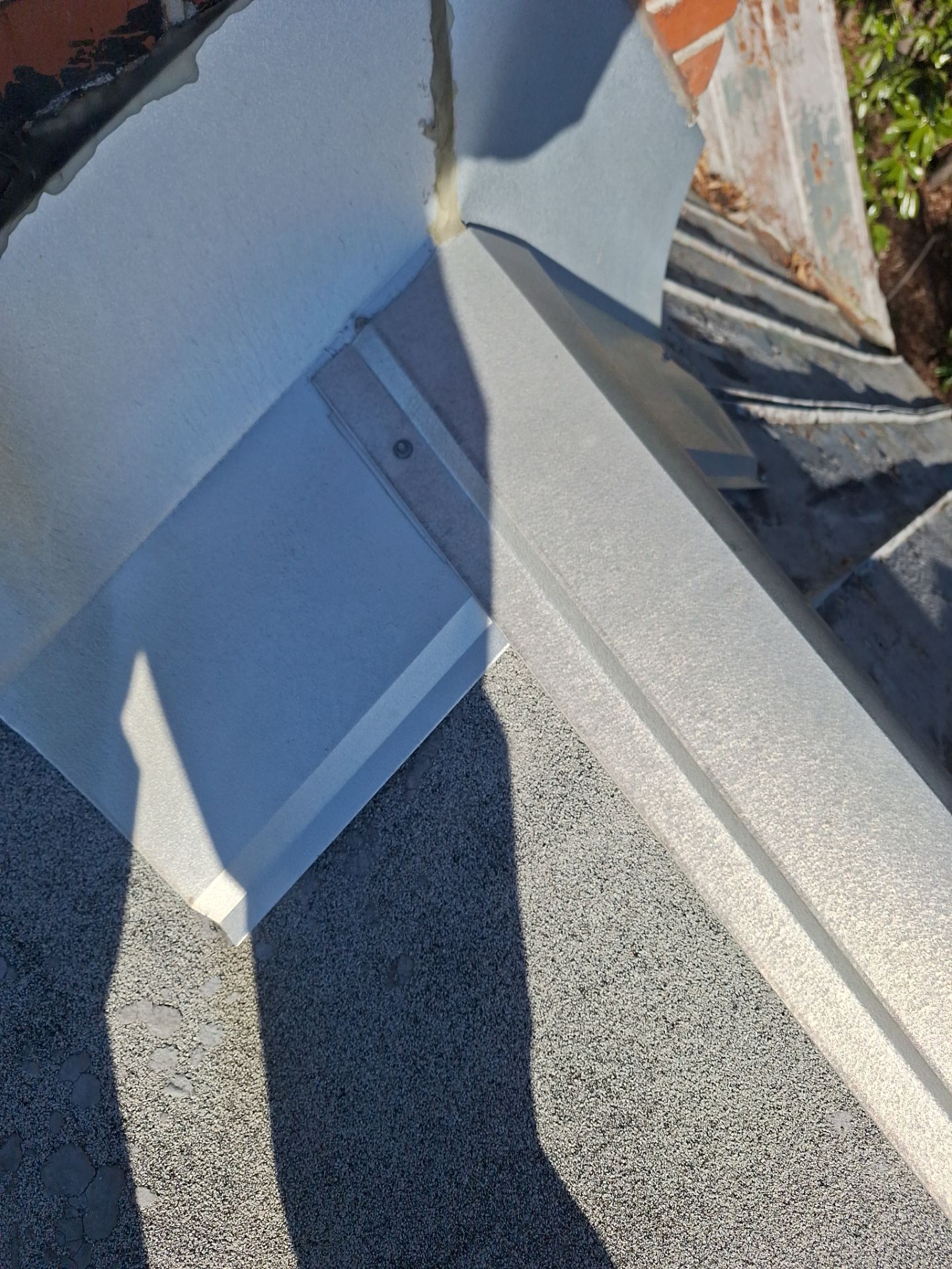 Residential Roofing Sealant  by iGreen Solutions