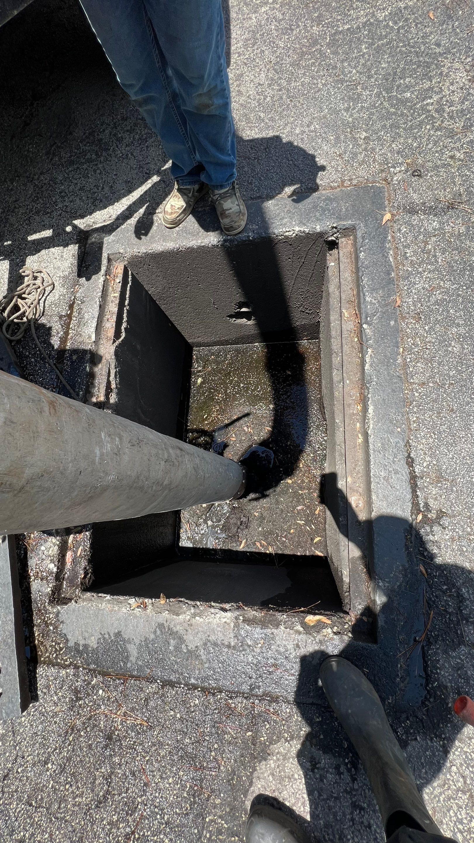Apartment Complex Storm Water System Cleaning and Maintenance by APS Power & Water