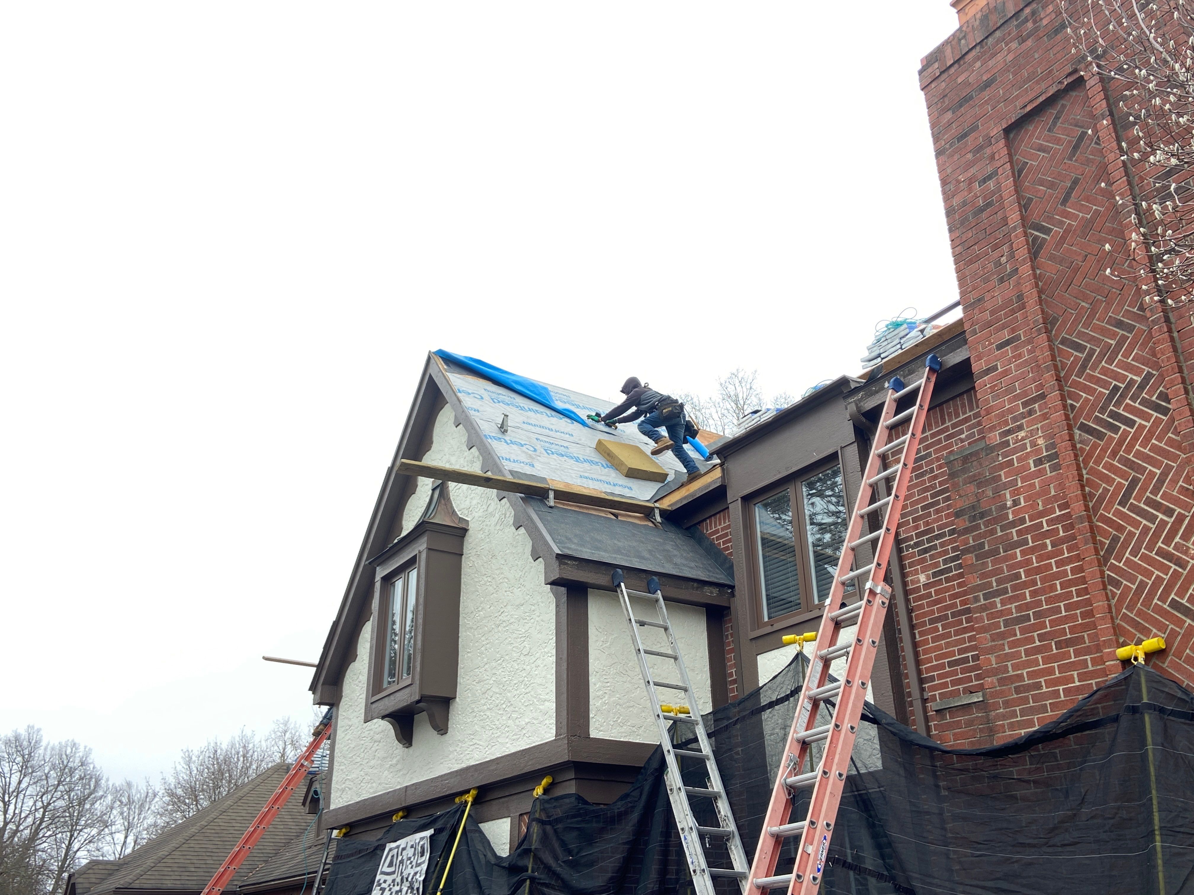 Roof Replacement using CertainTeed Landmark by 180 Contractors