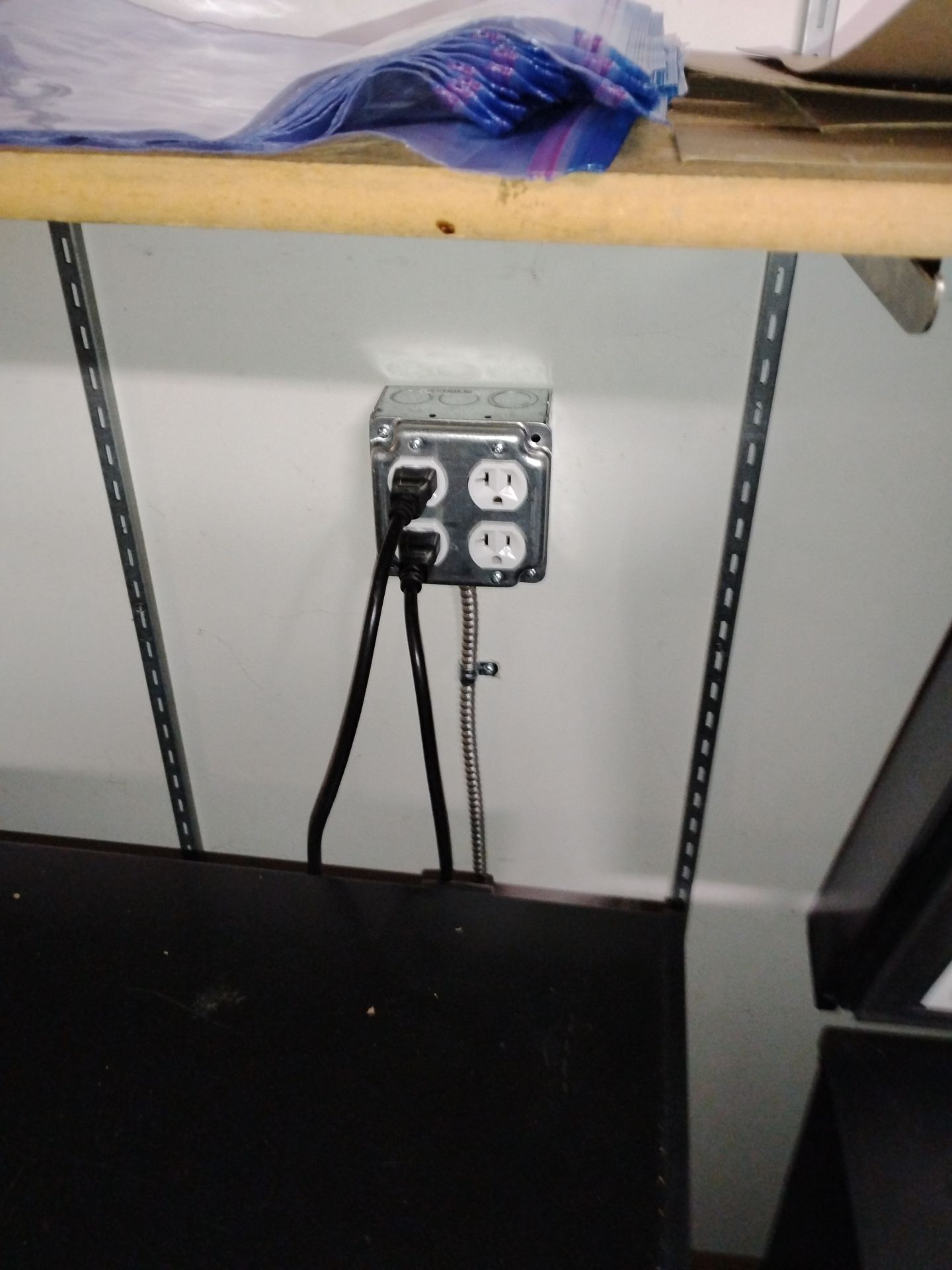 Store Outlets by Abe Electric