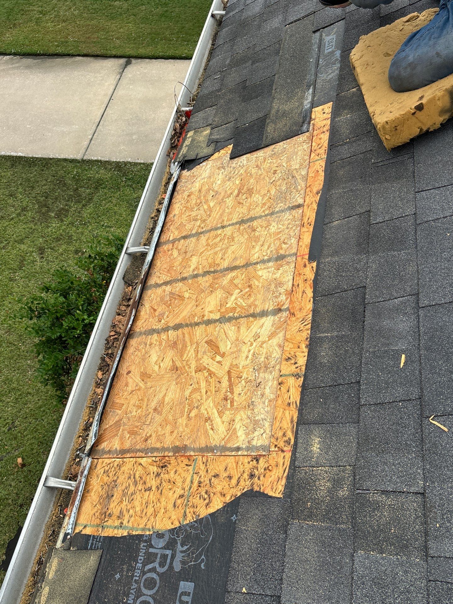 Residential Roofing Repair using Owen's Corning Duration (Lifetime) Shingles by Roof Repair Company