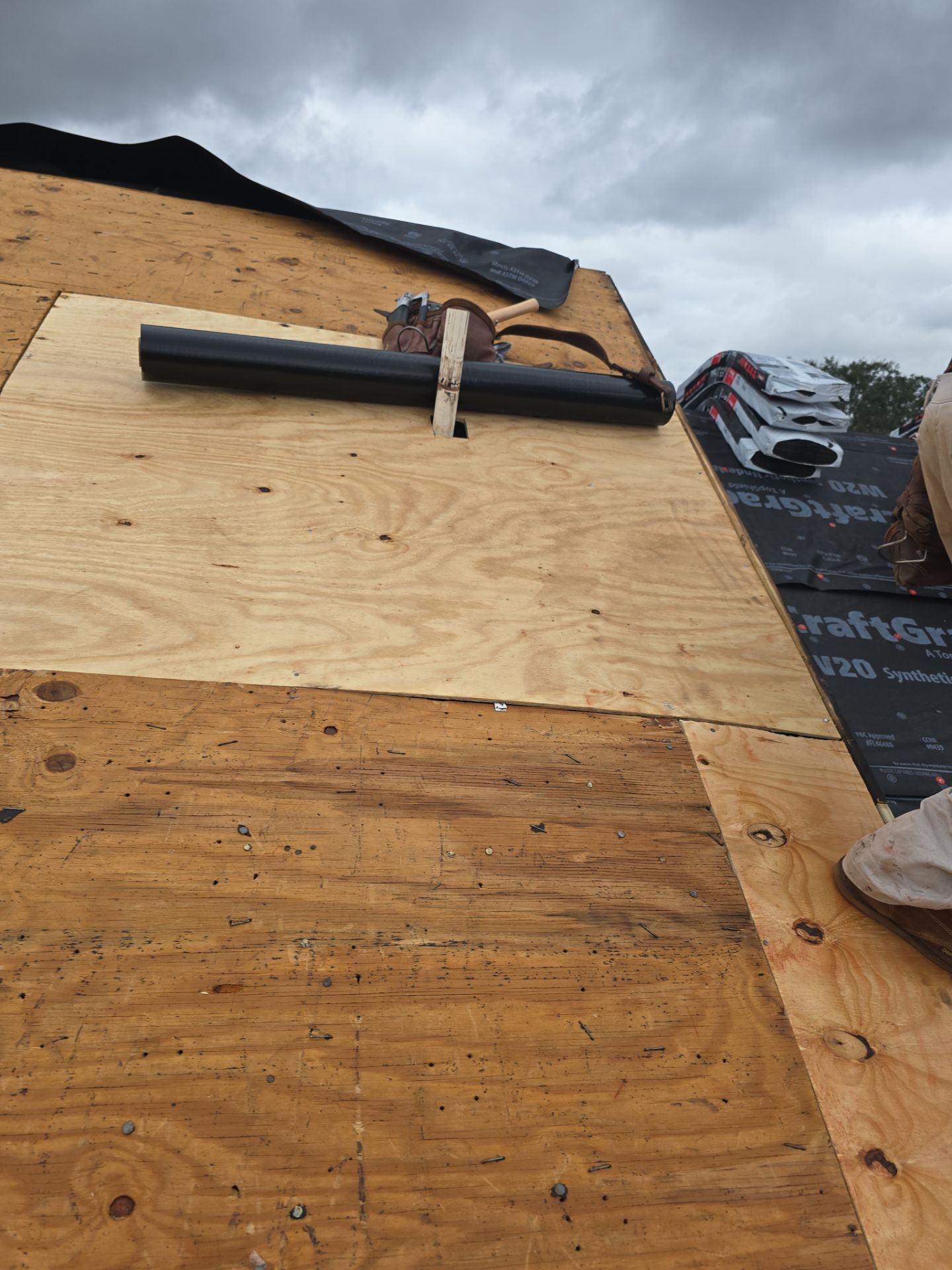 Roof Replacement Houston by Roof Repair Company