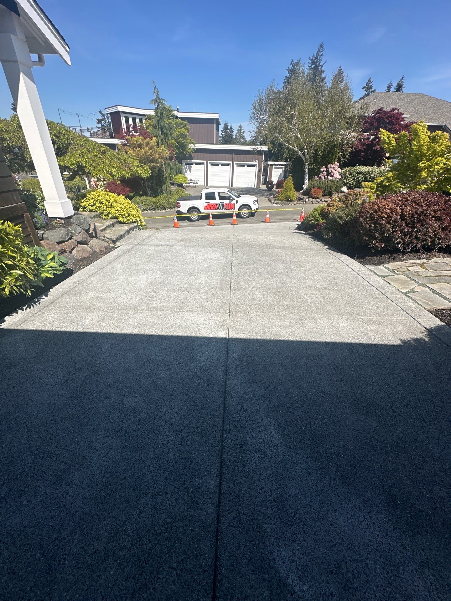 Concrete Driveway Repair | Mukilteo  by Jireh Asphalt & Concrete Inc 