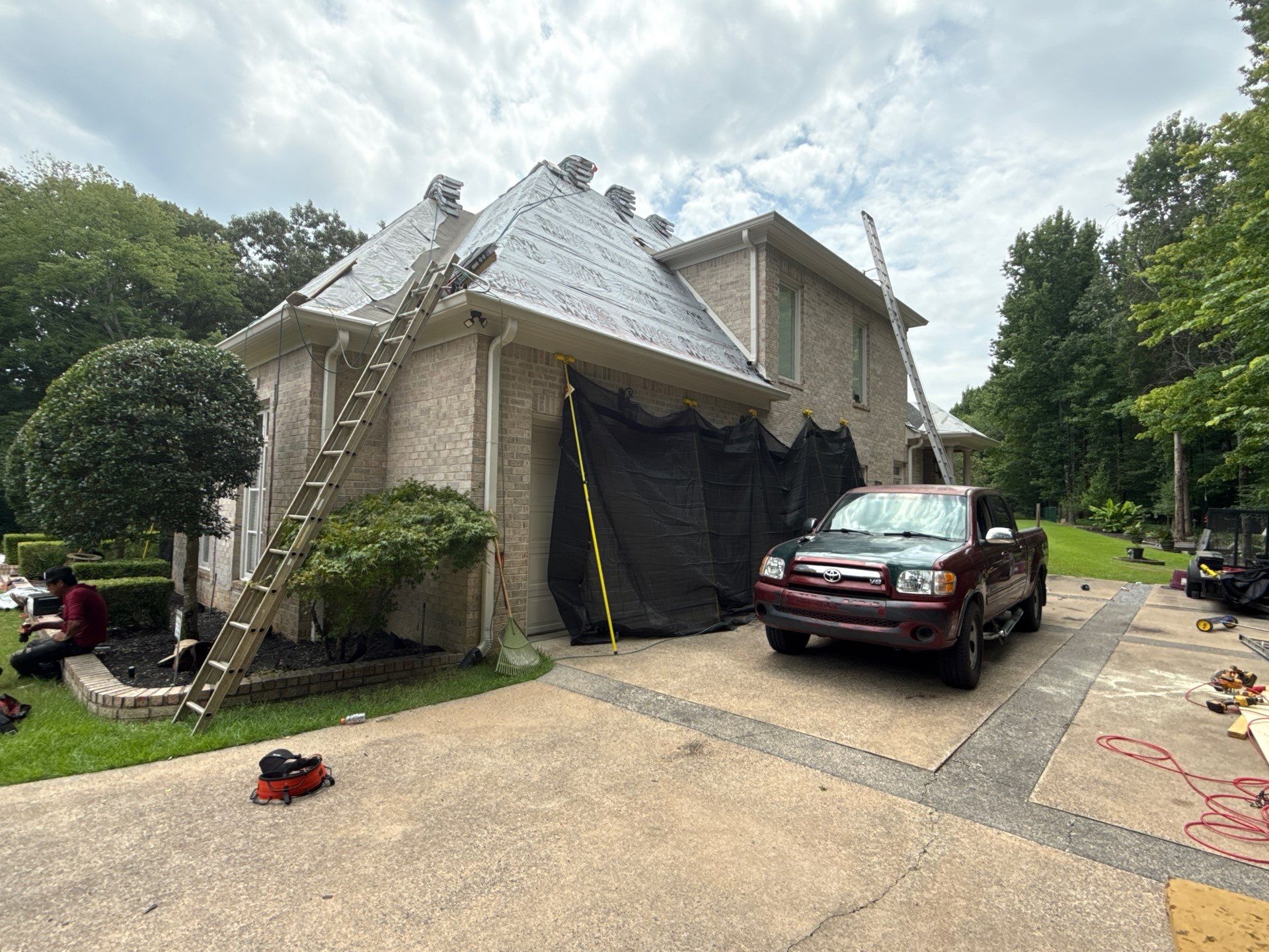 GAF Timberline UHDZ Shingle Roof Replacement in Memphis by Revival Roofing Services
