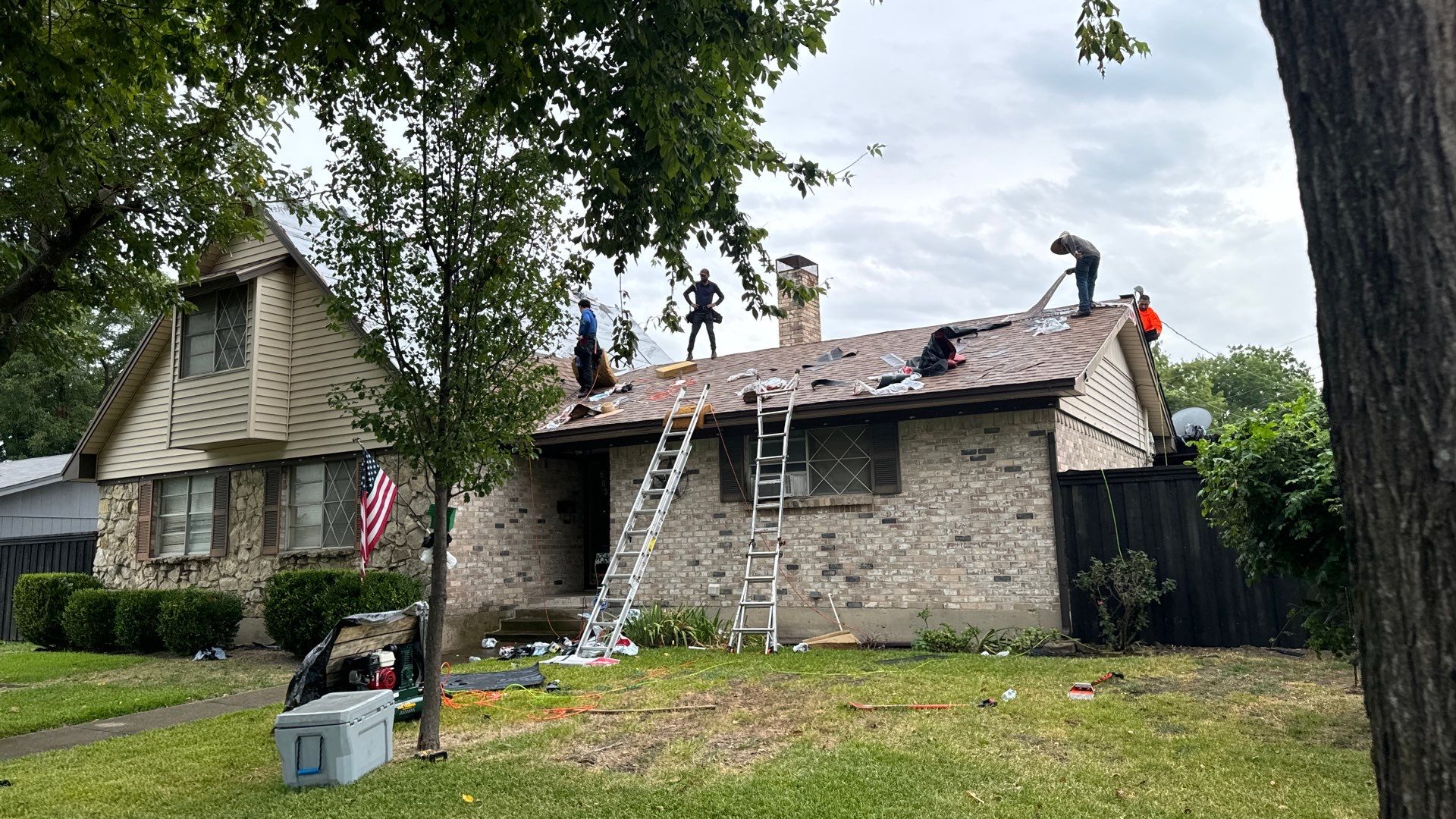 Residential Roofing Installation using Atlas Pinnacle by Lighthouse Contractors