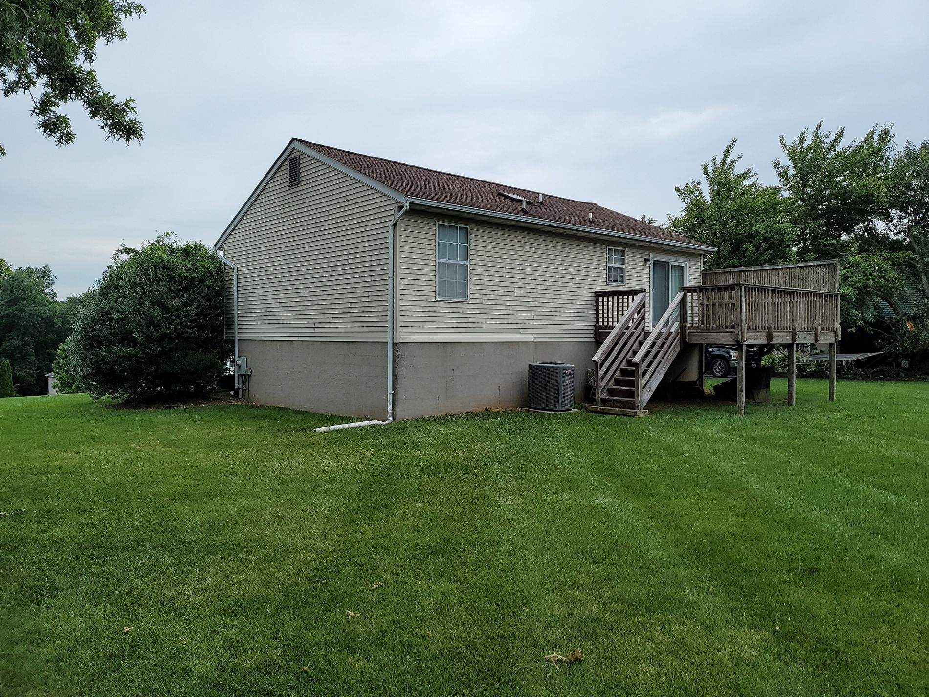 Roof, Siding & Deck Replacement by Roof Right Inc