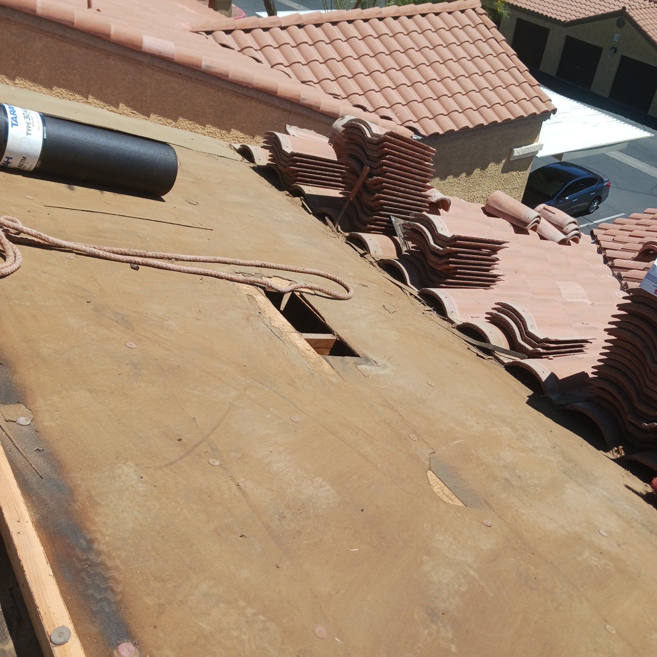 L15364-Latigo Condos by The Original Roofing Company