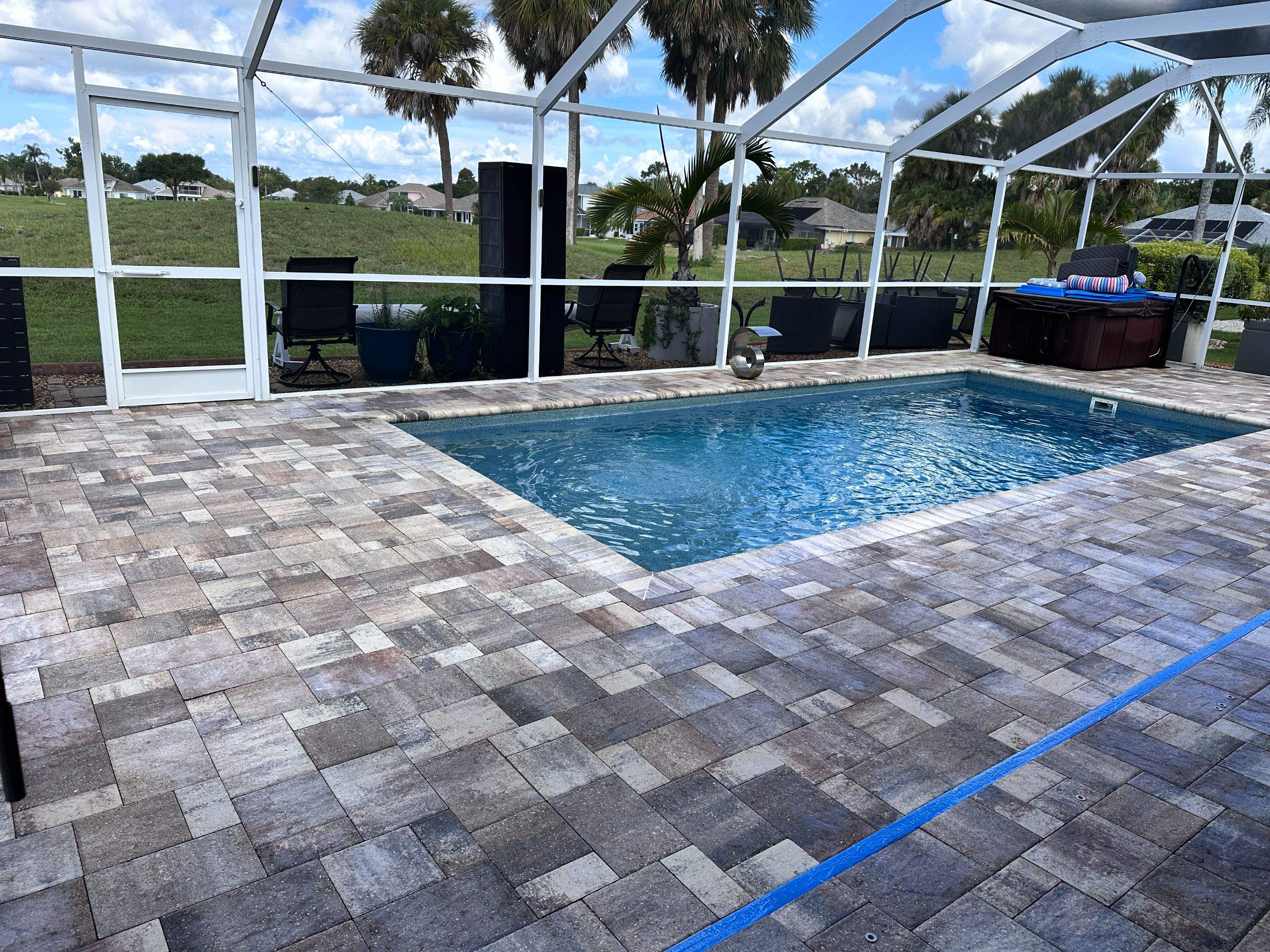 Sun City Center Paver Sealing for Pool Deck and Driveway by Supreme Paver Experts