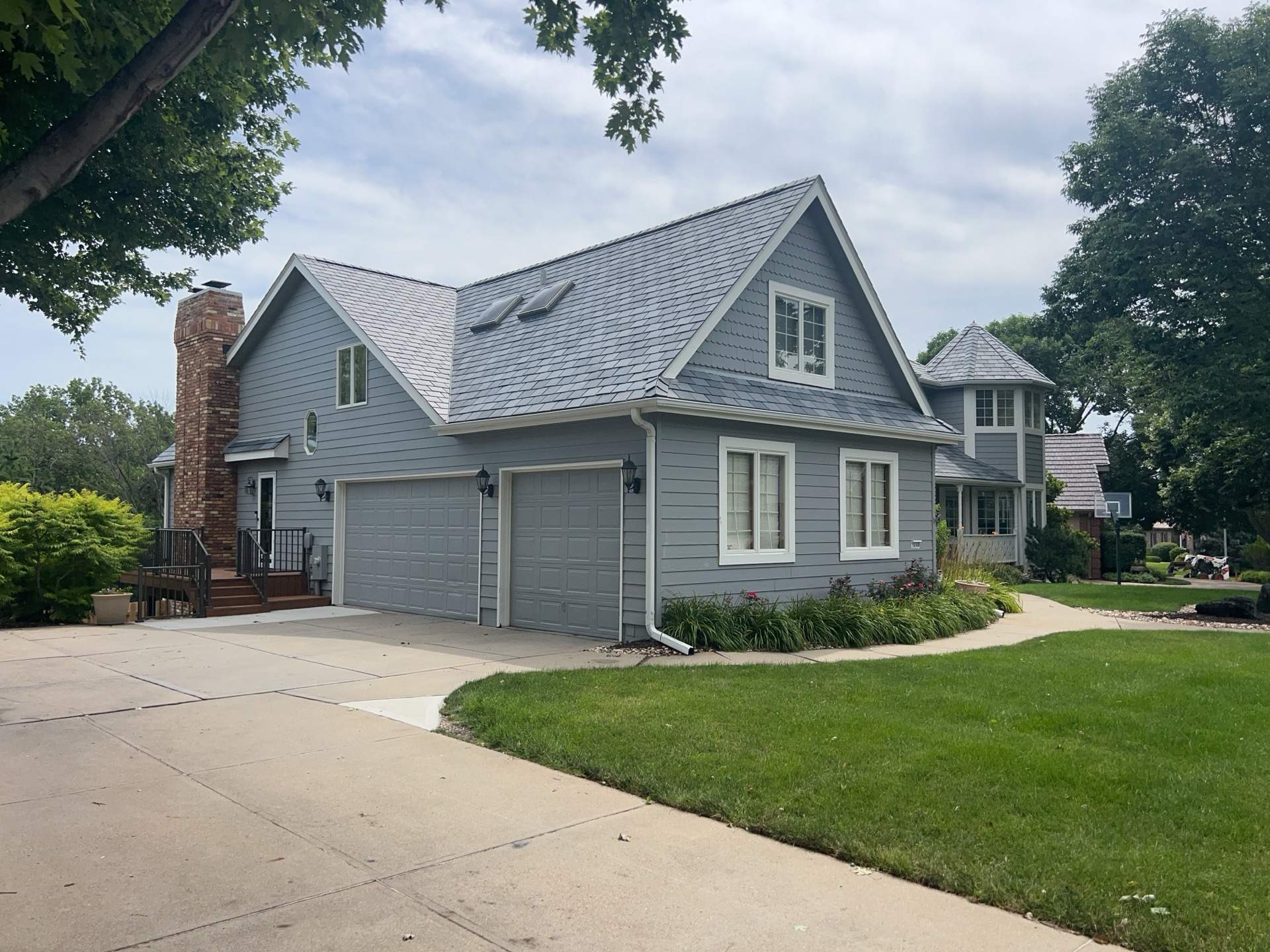 Full Window Replacement and Exterior Siding Update in Omaha by Carps Complete Exteriors