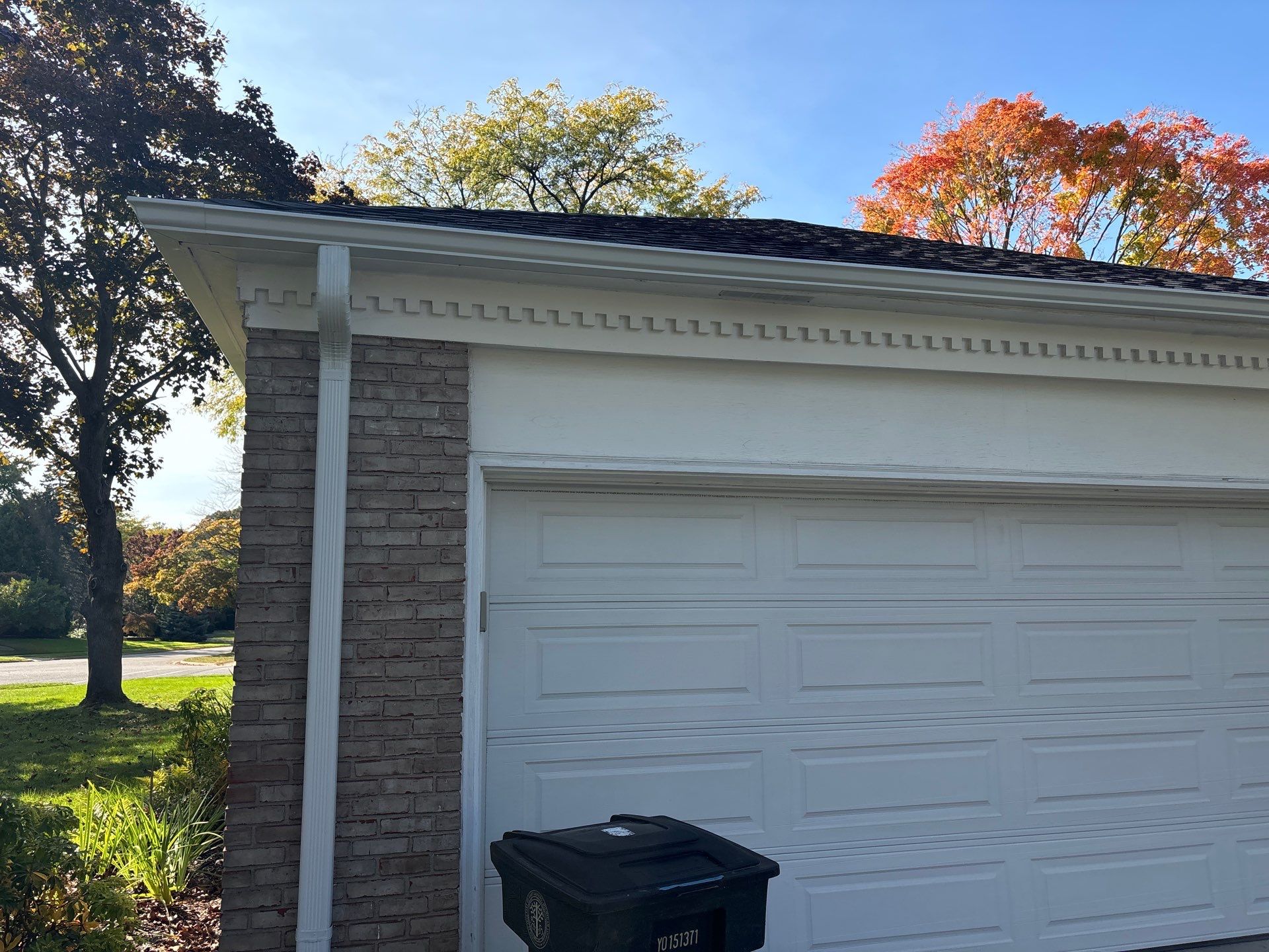 Gutter Installation using Seamless Gutters- Aluminum by Acme Exteriors