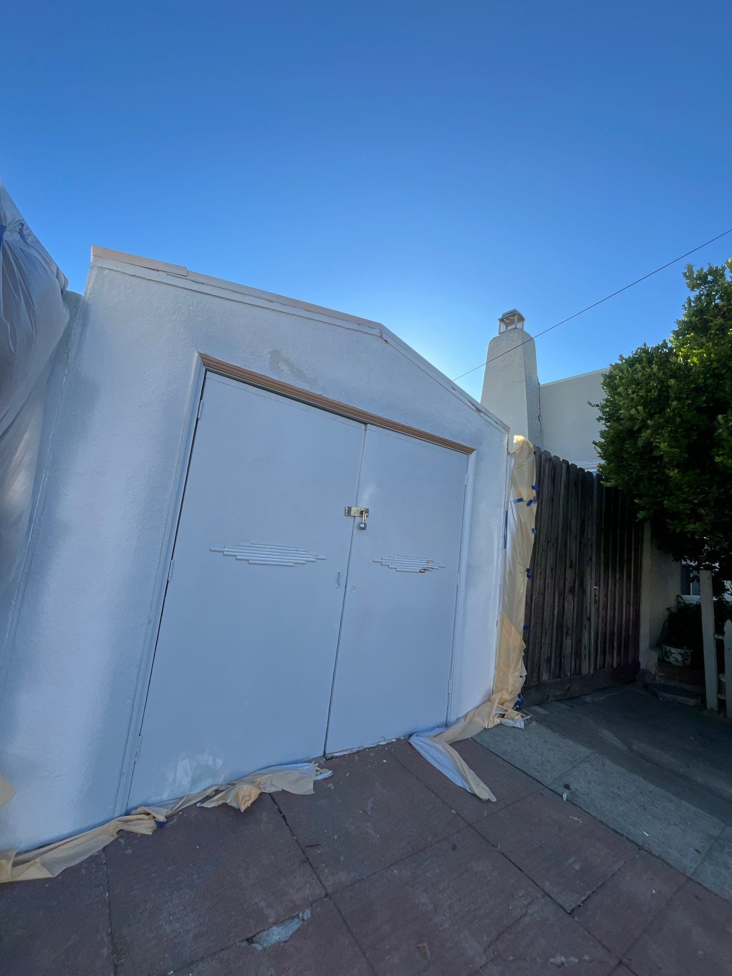 Project in Oakland by Herrera’s Bay Area Painting inc.